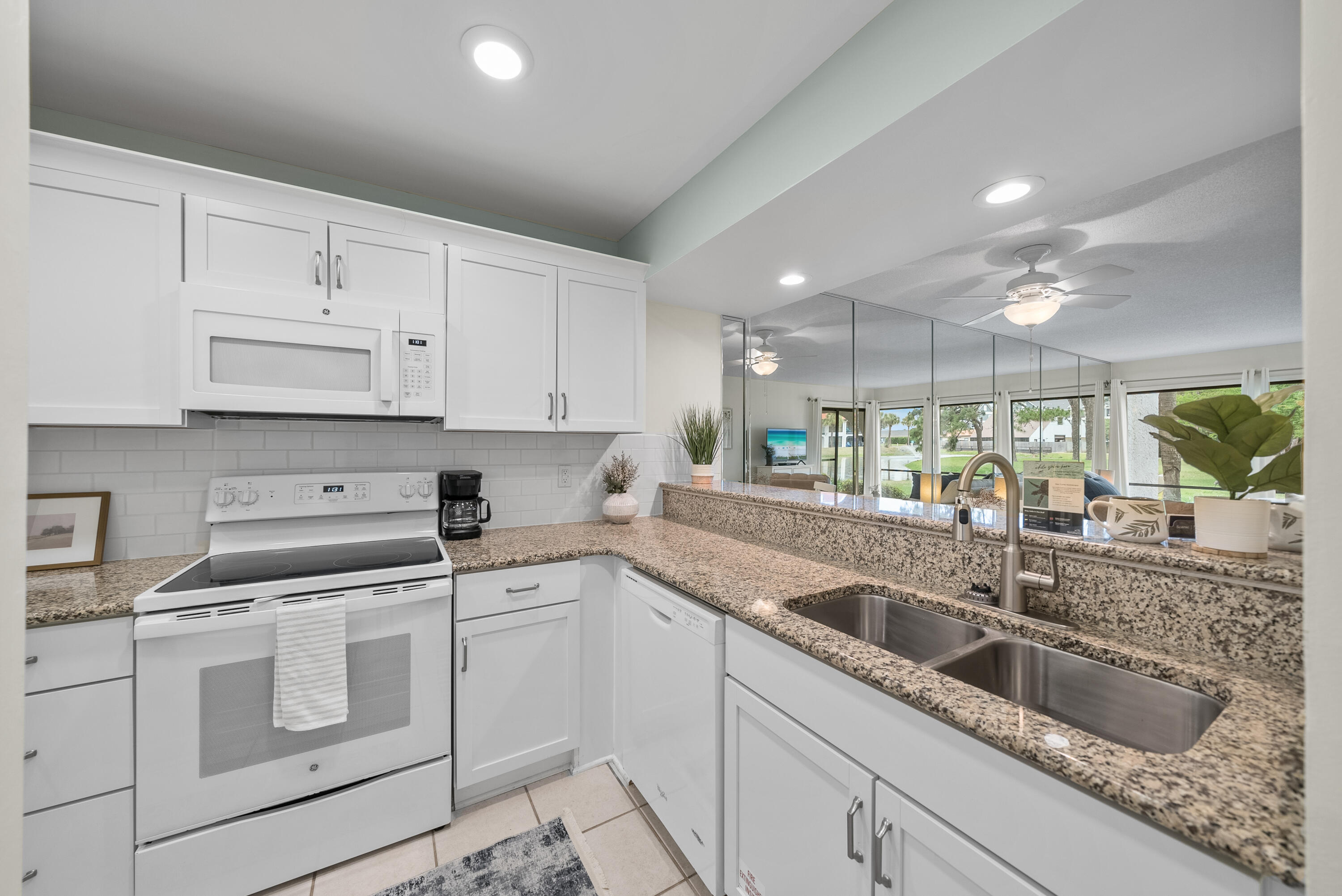 520 Richard Jackson Boulevard, 703