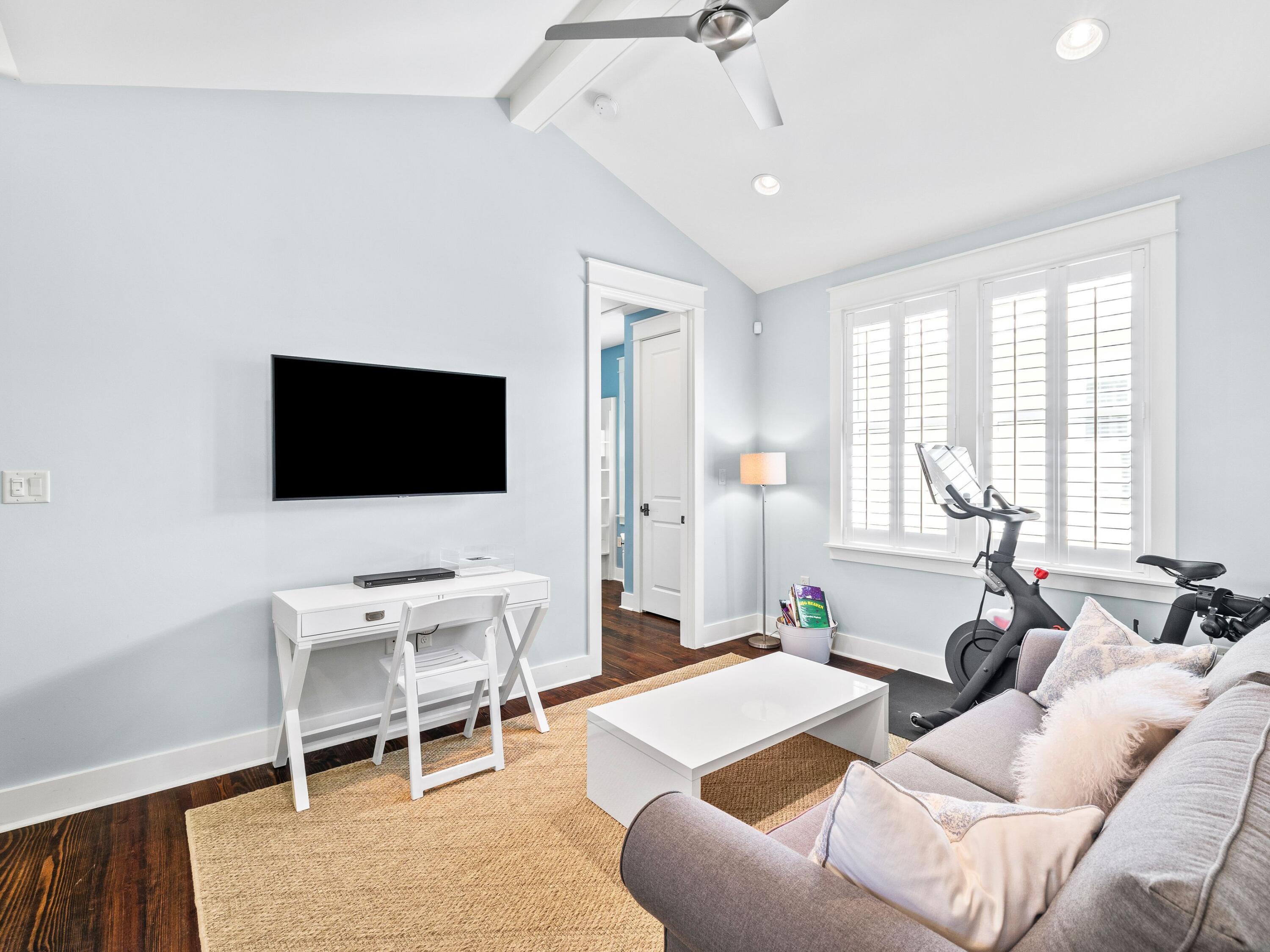 80 W Summersweet Lane