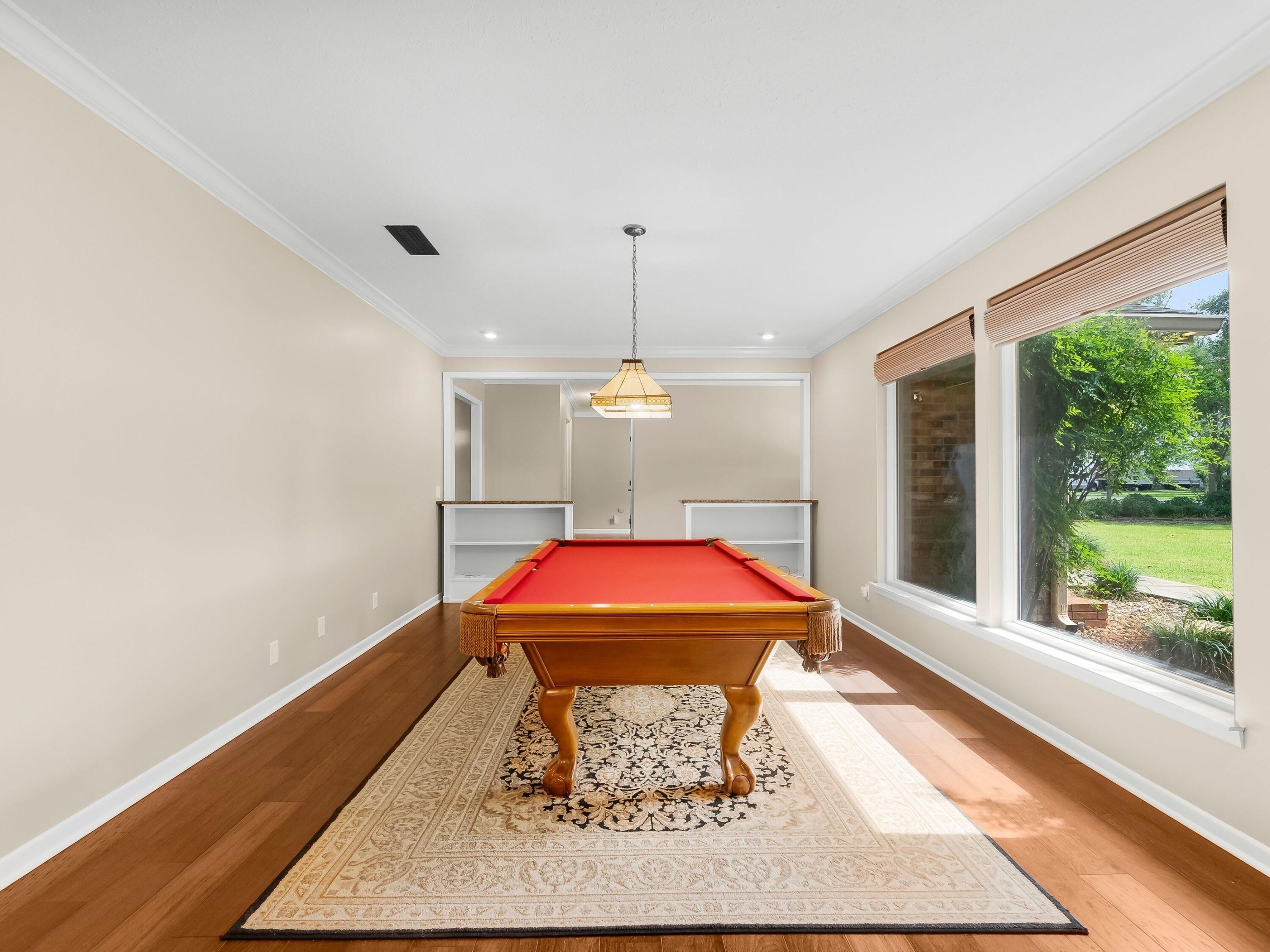 4511 Vista Lane