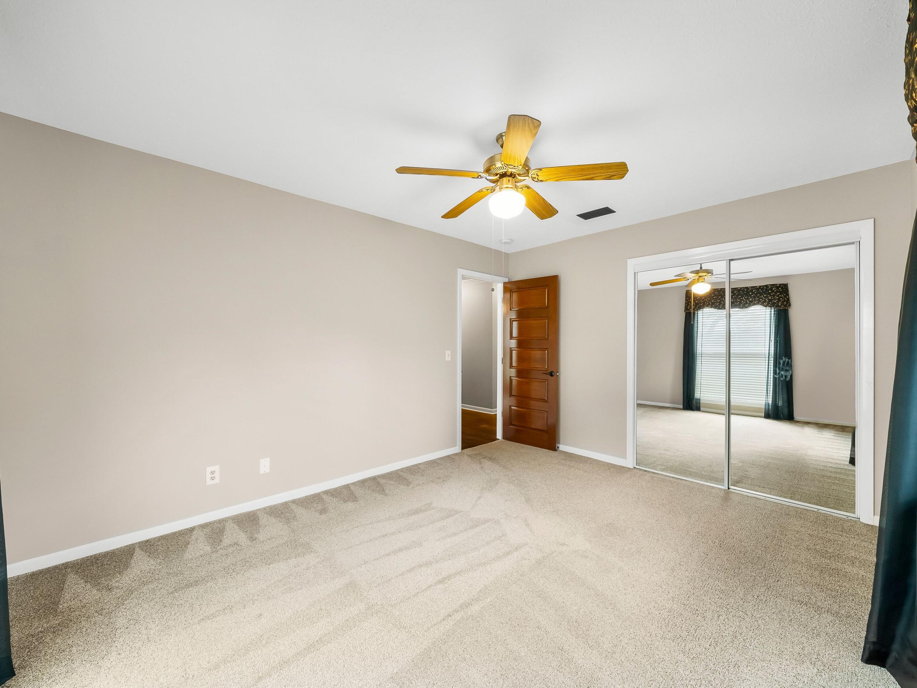 4511 Vista Lane