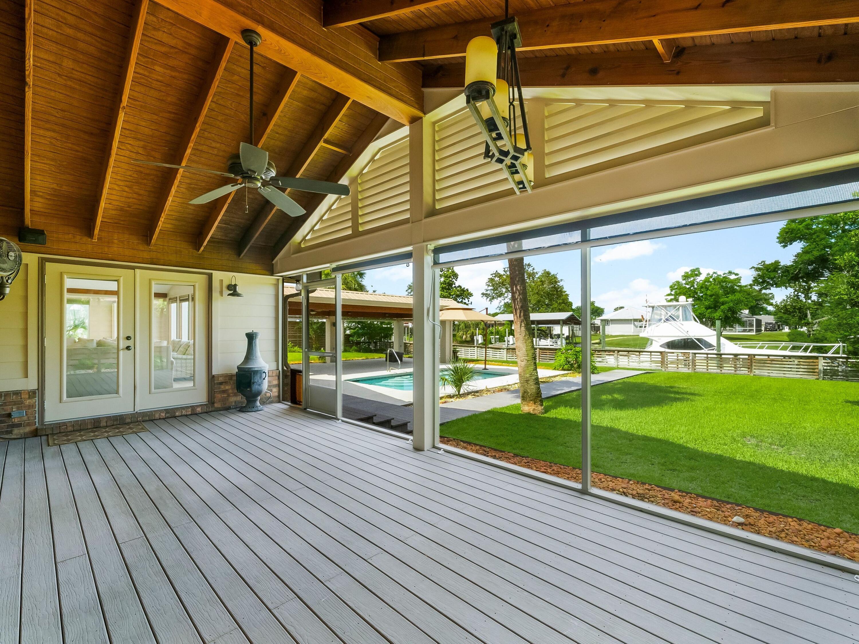 4511 Vista Lane