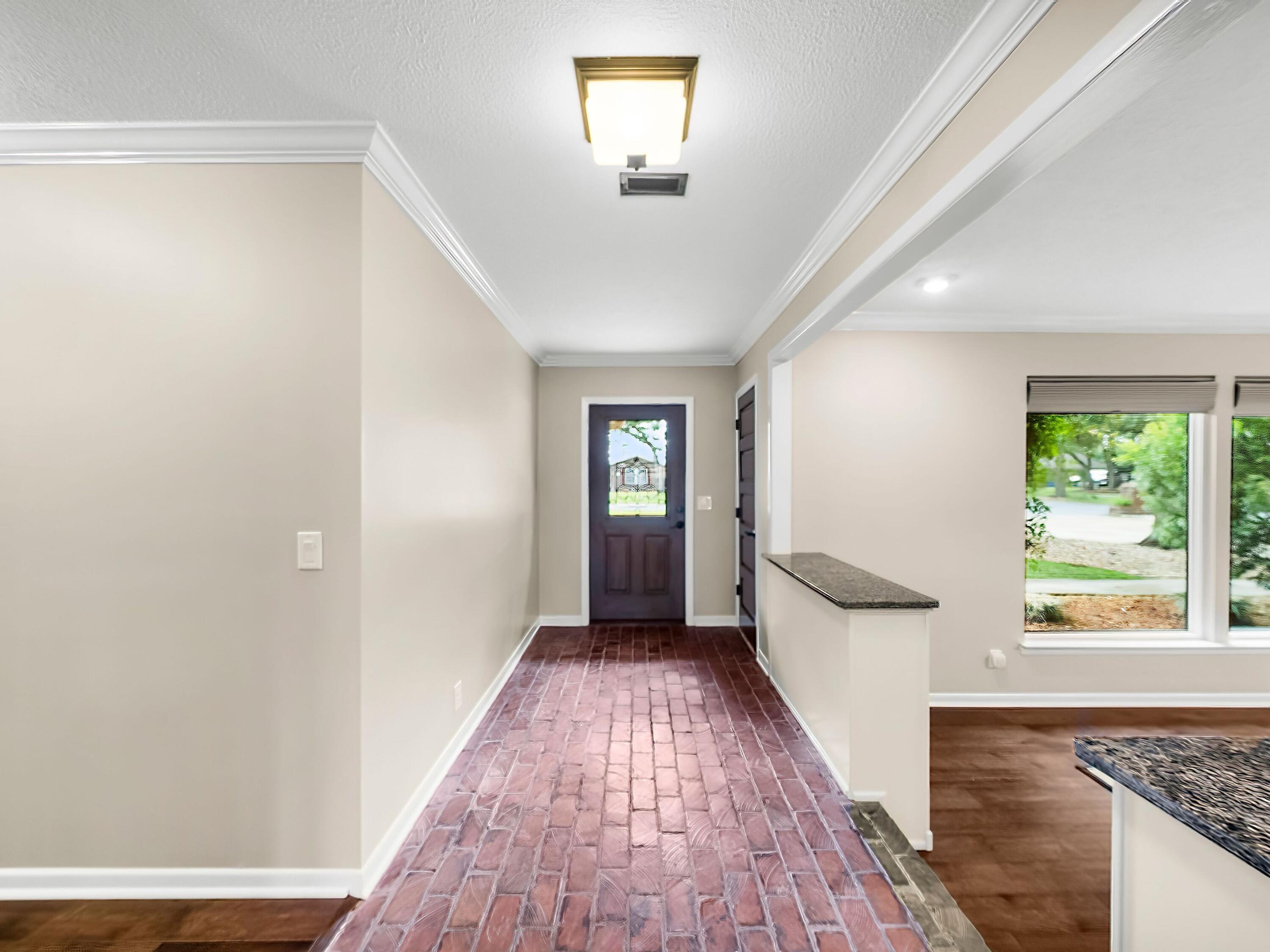 4511 Vista Lane