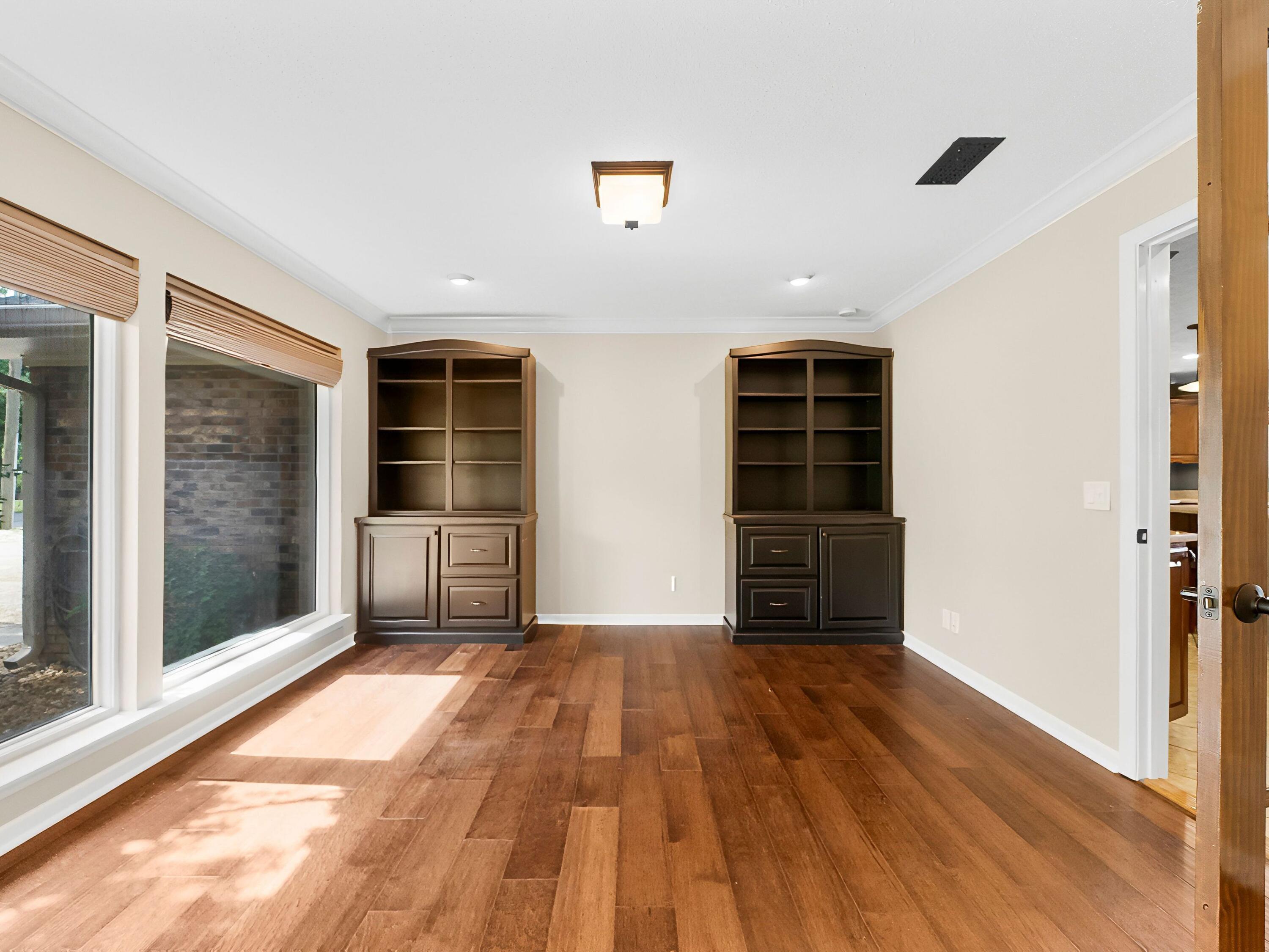 4511 Vista Lane