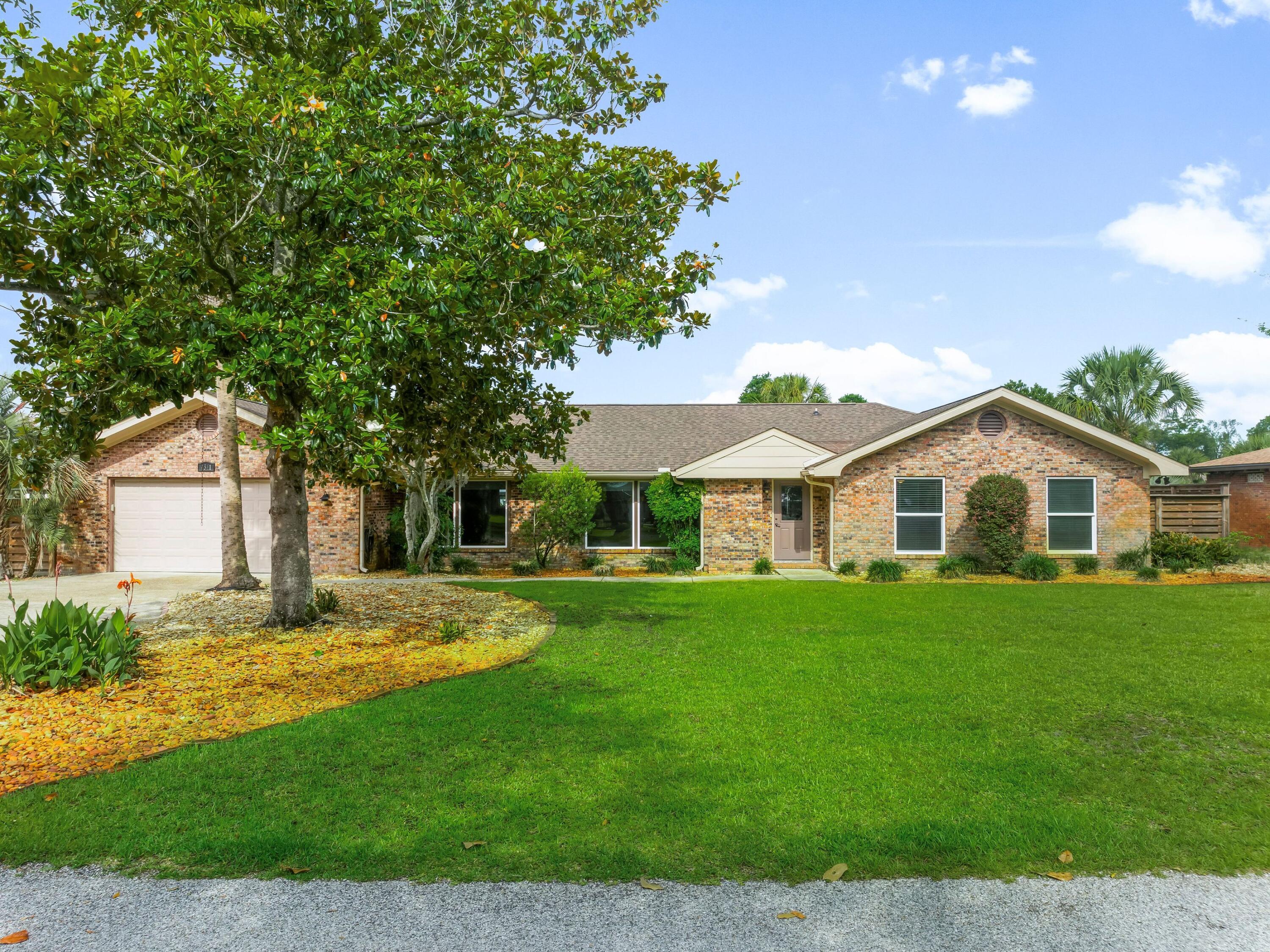 4511 Vista Lane