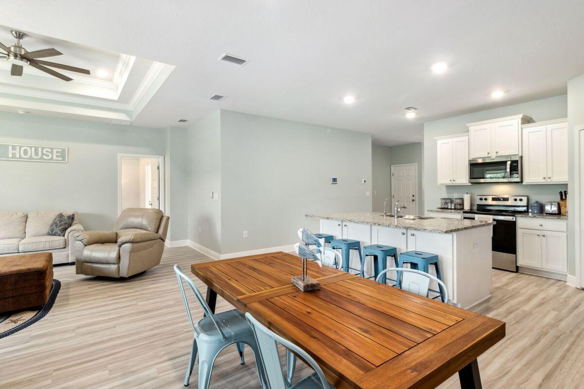 718 Backwater Road, Port St. Joe