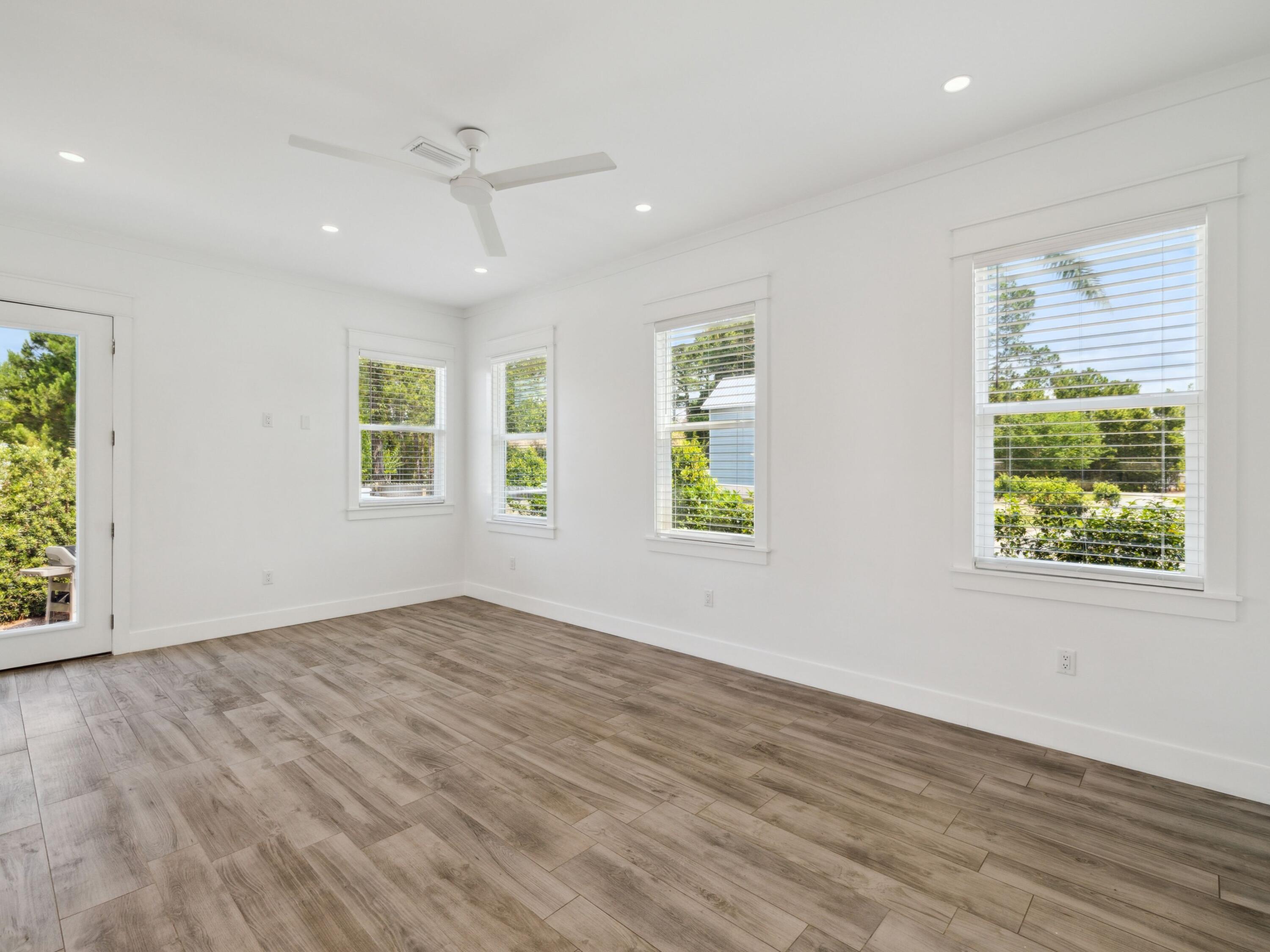 14 Bayshore Pines Court