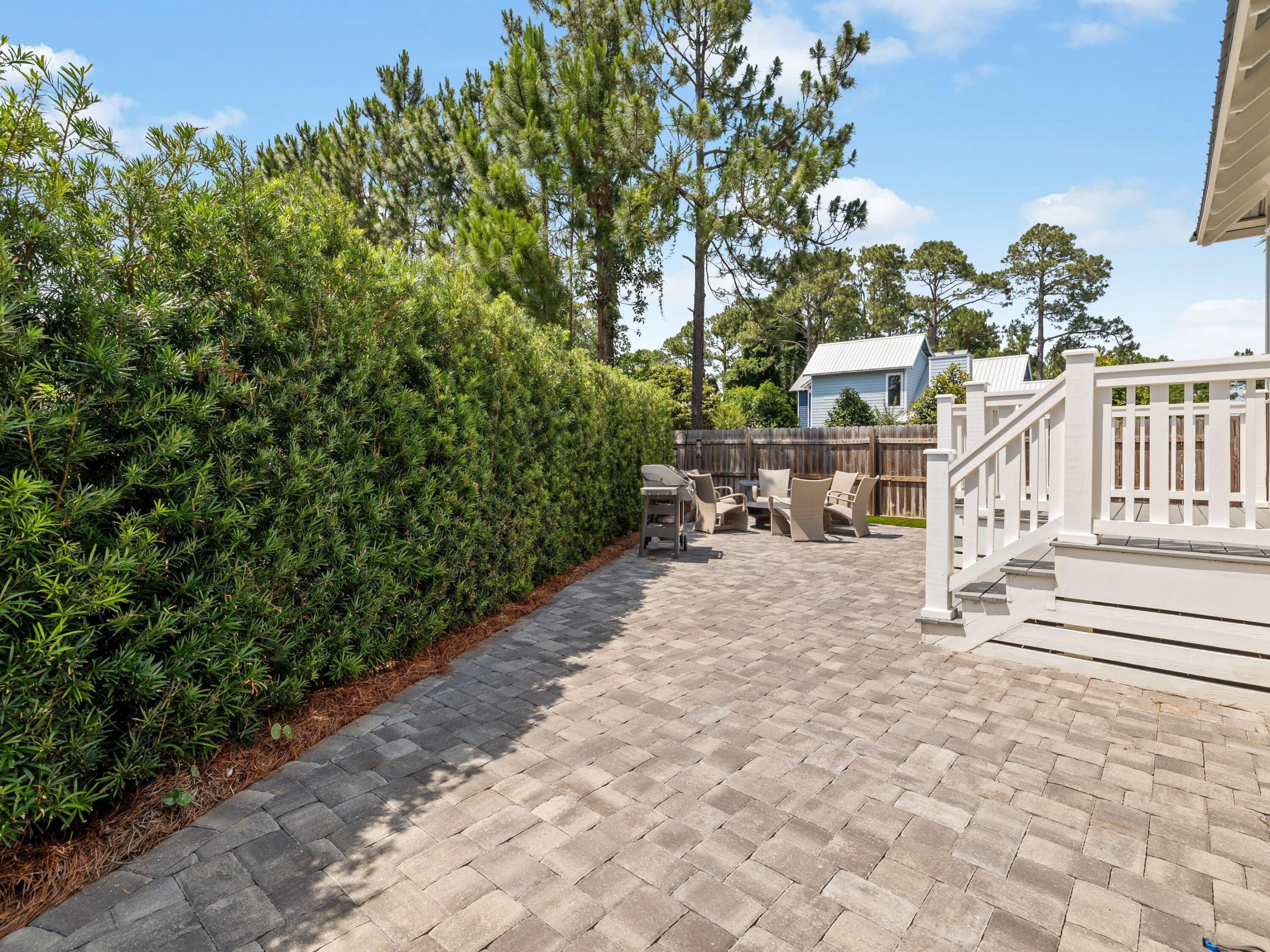 14 Bayshore Pines Court