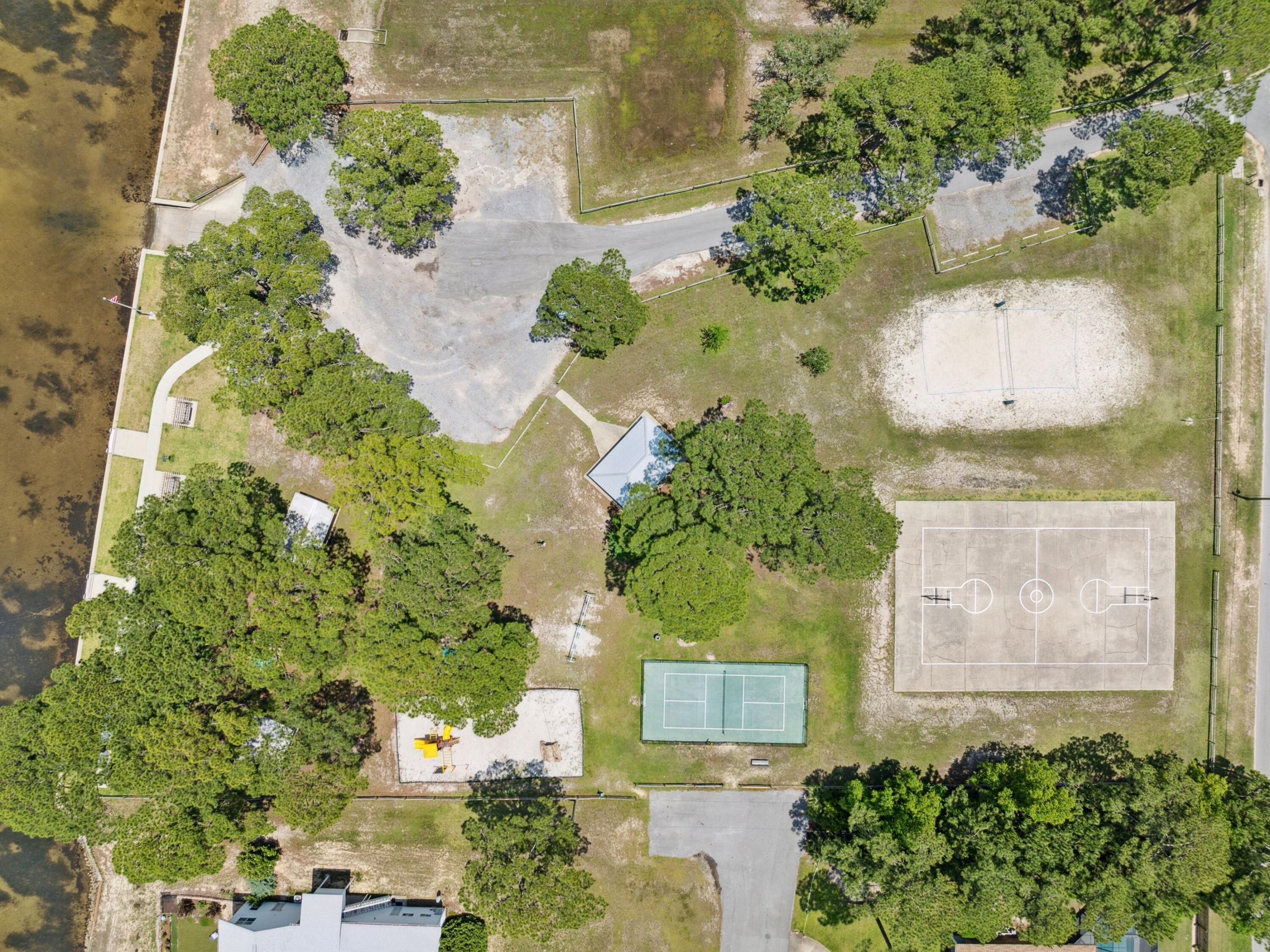 14 Bayshore Pines Court