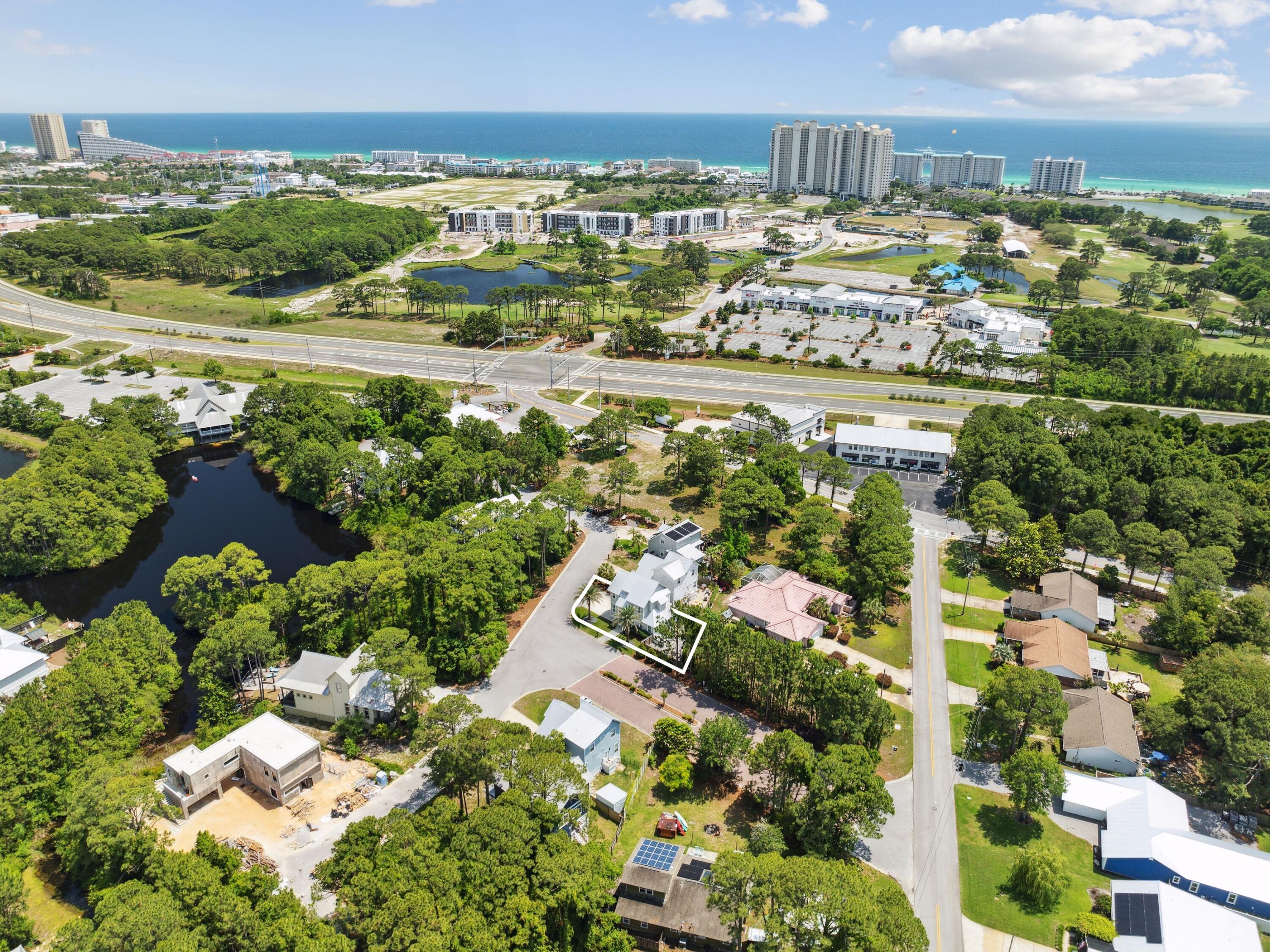 14 Bayshore Pines Court