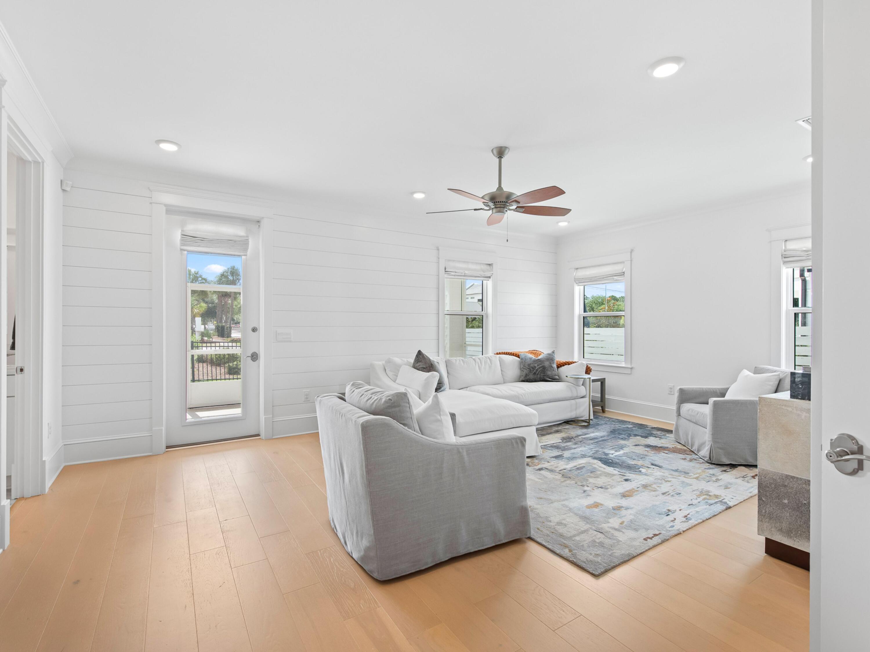 125 Seaboard Lane
