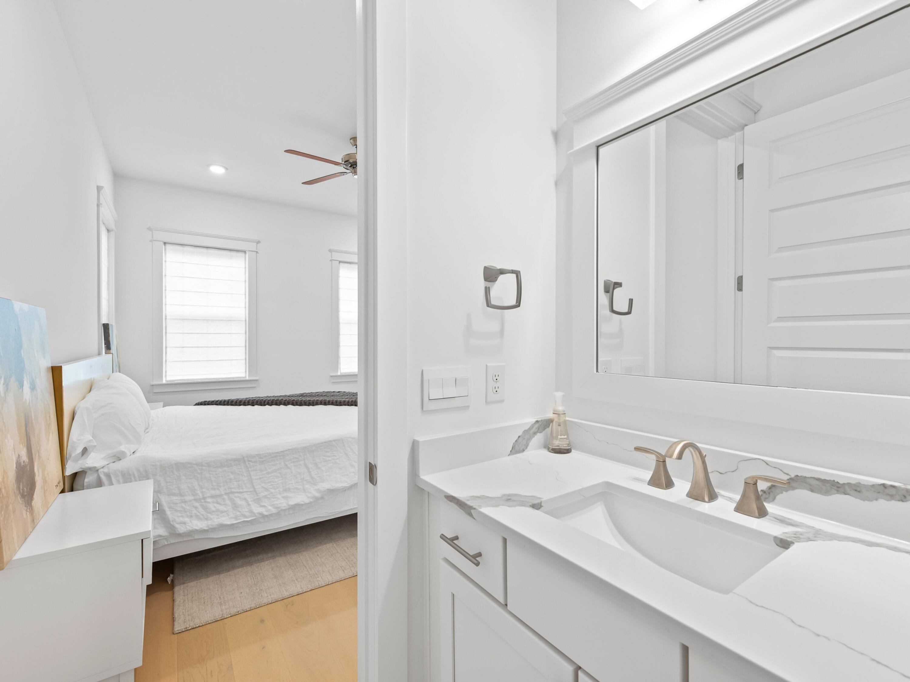 125 Seaboard Lane