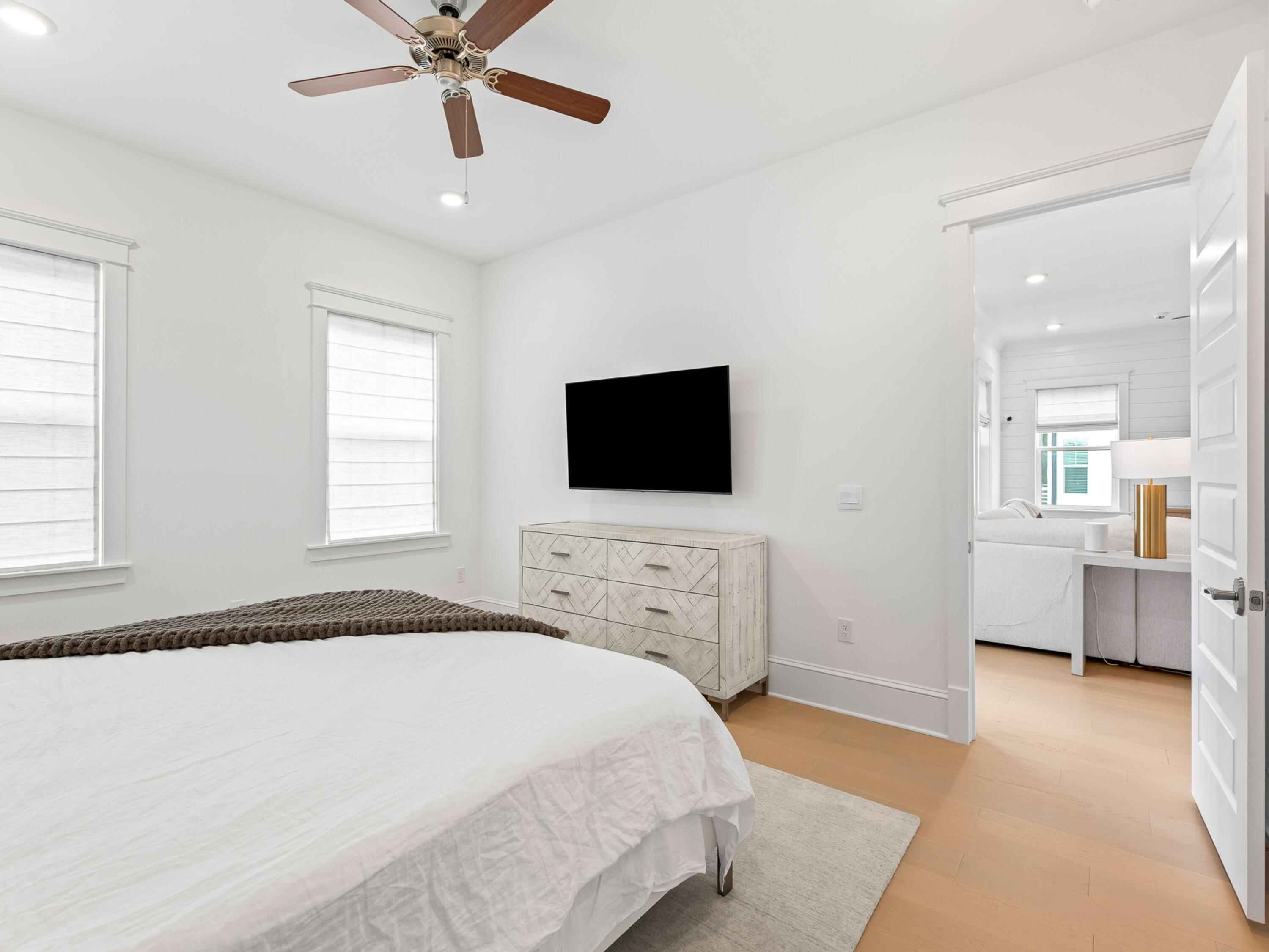 125 Seaboard Lane