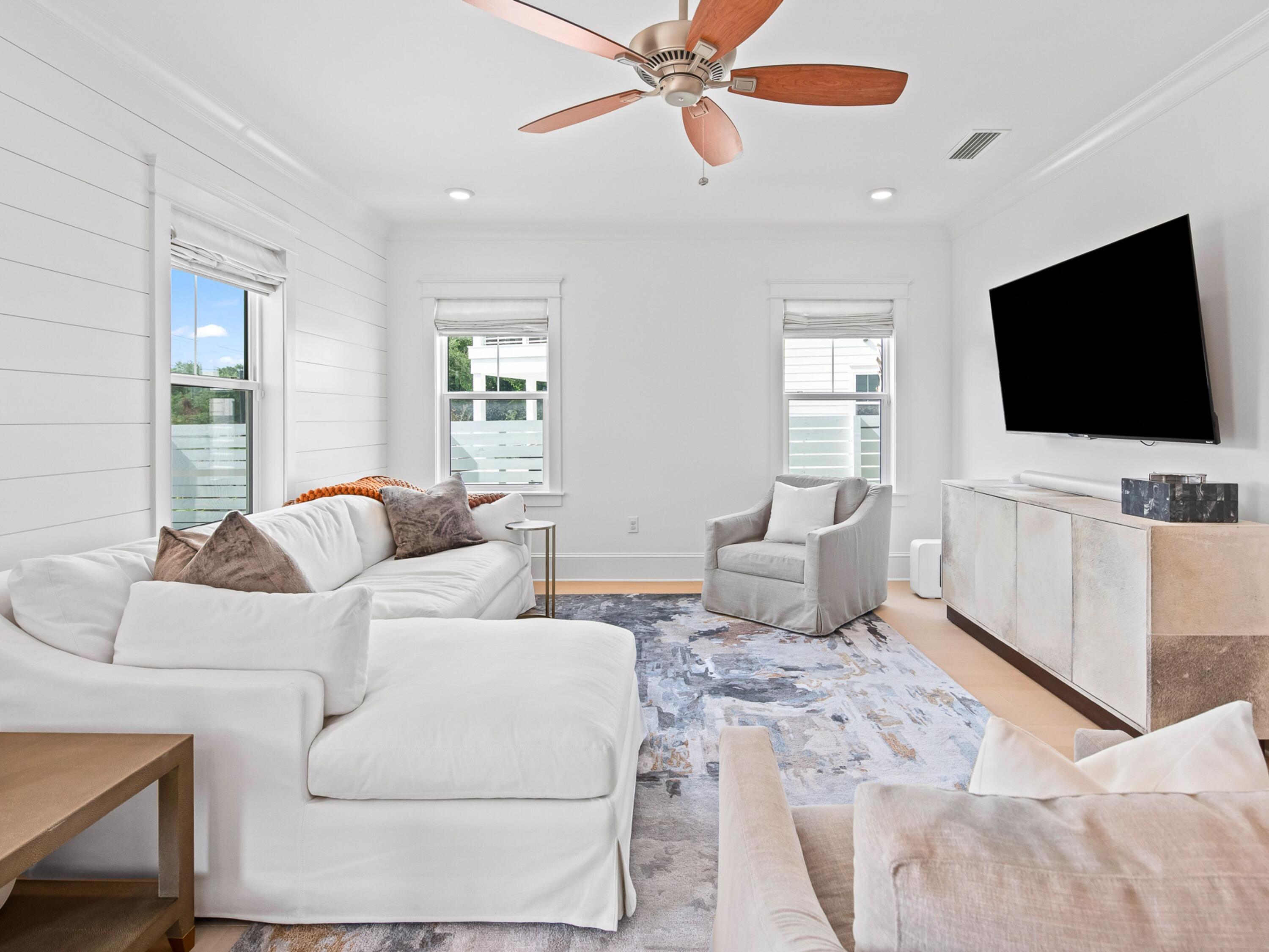 125 Seaboard Lane