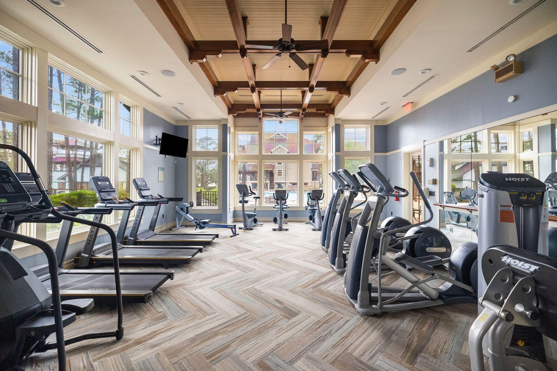 1101 Sawgrass Court 102