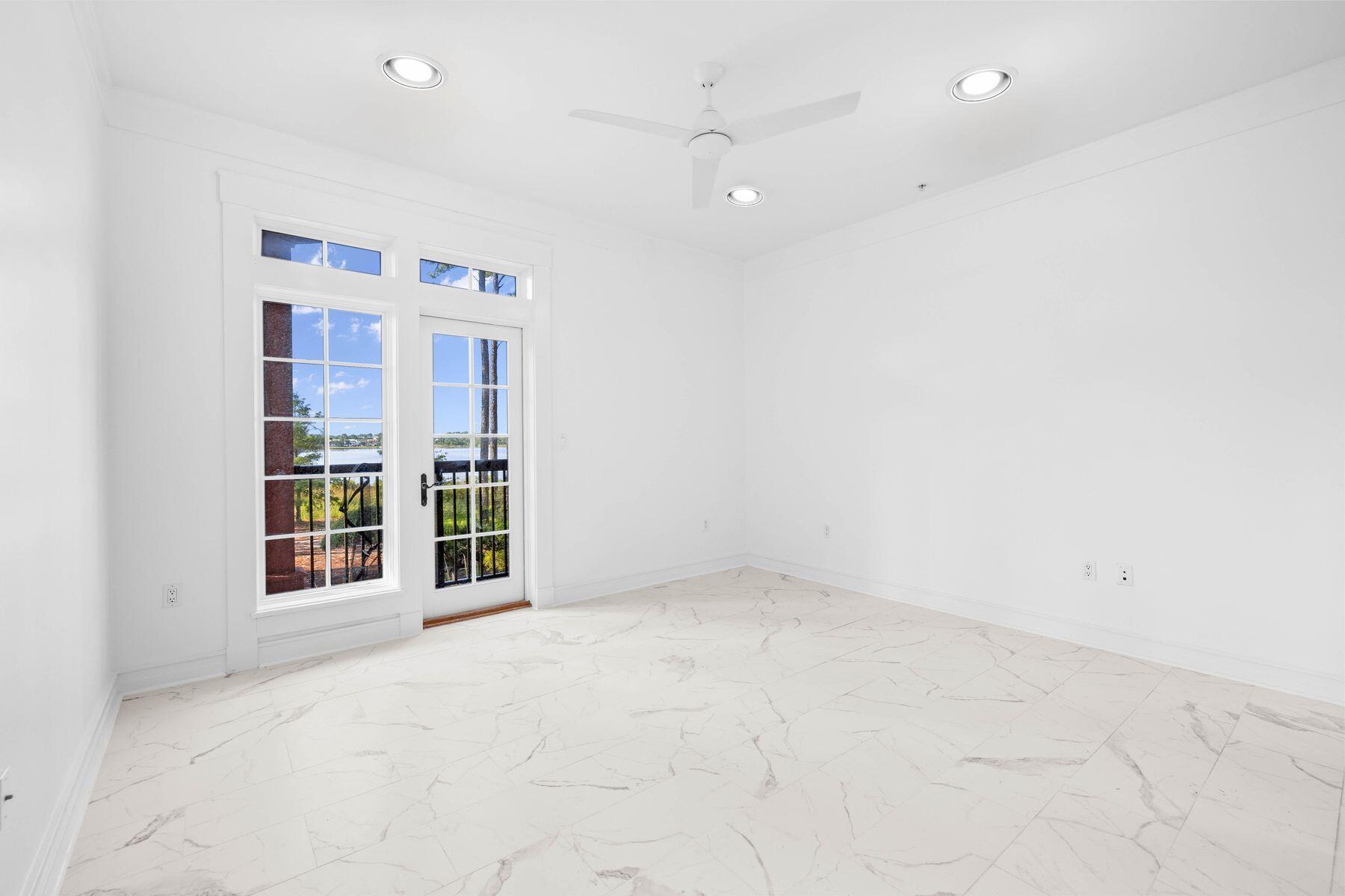 1101 Sawgrass Court 102