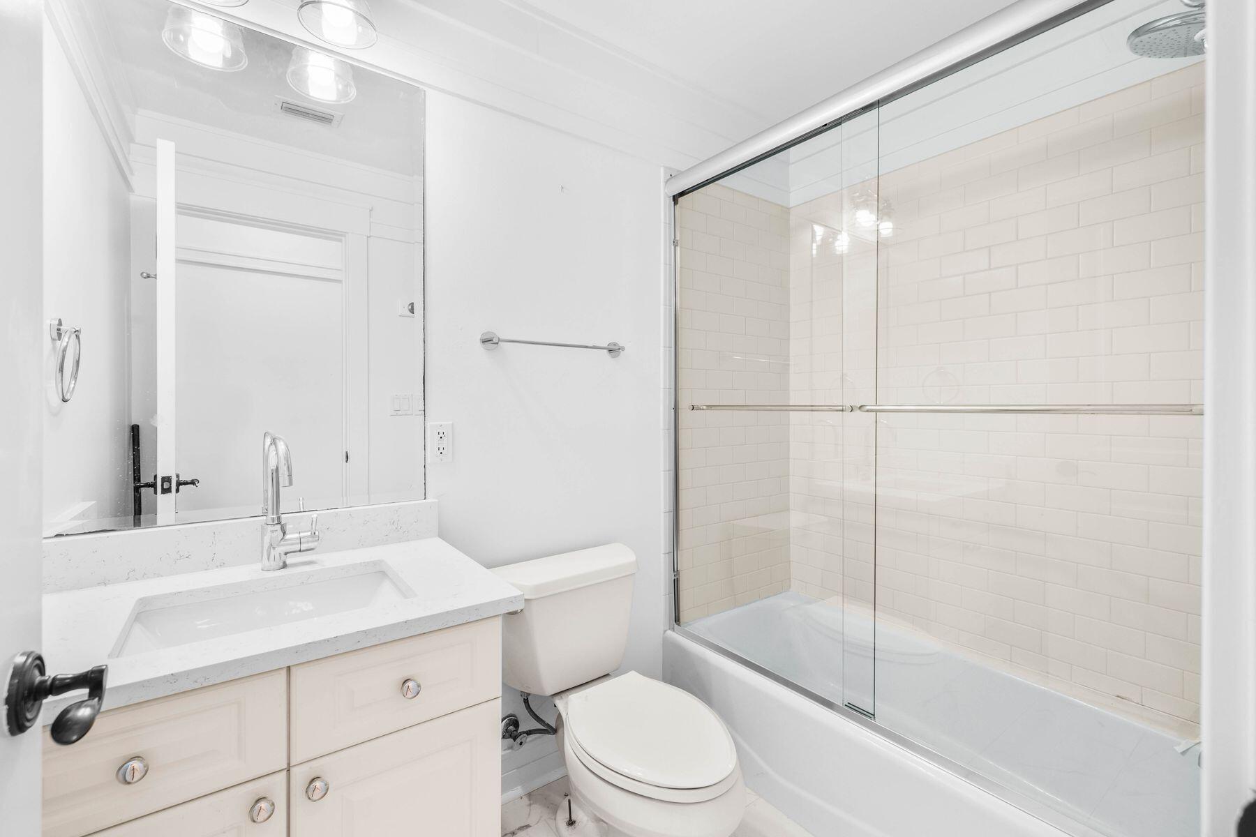 1101 Sawgrass Court 102
