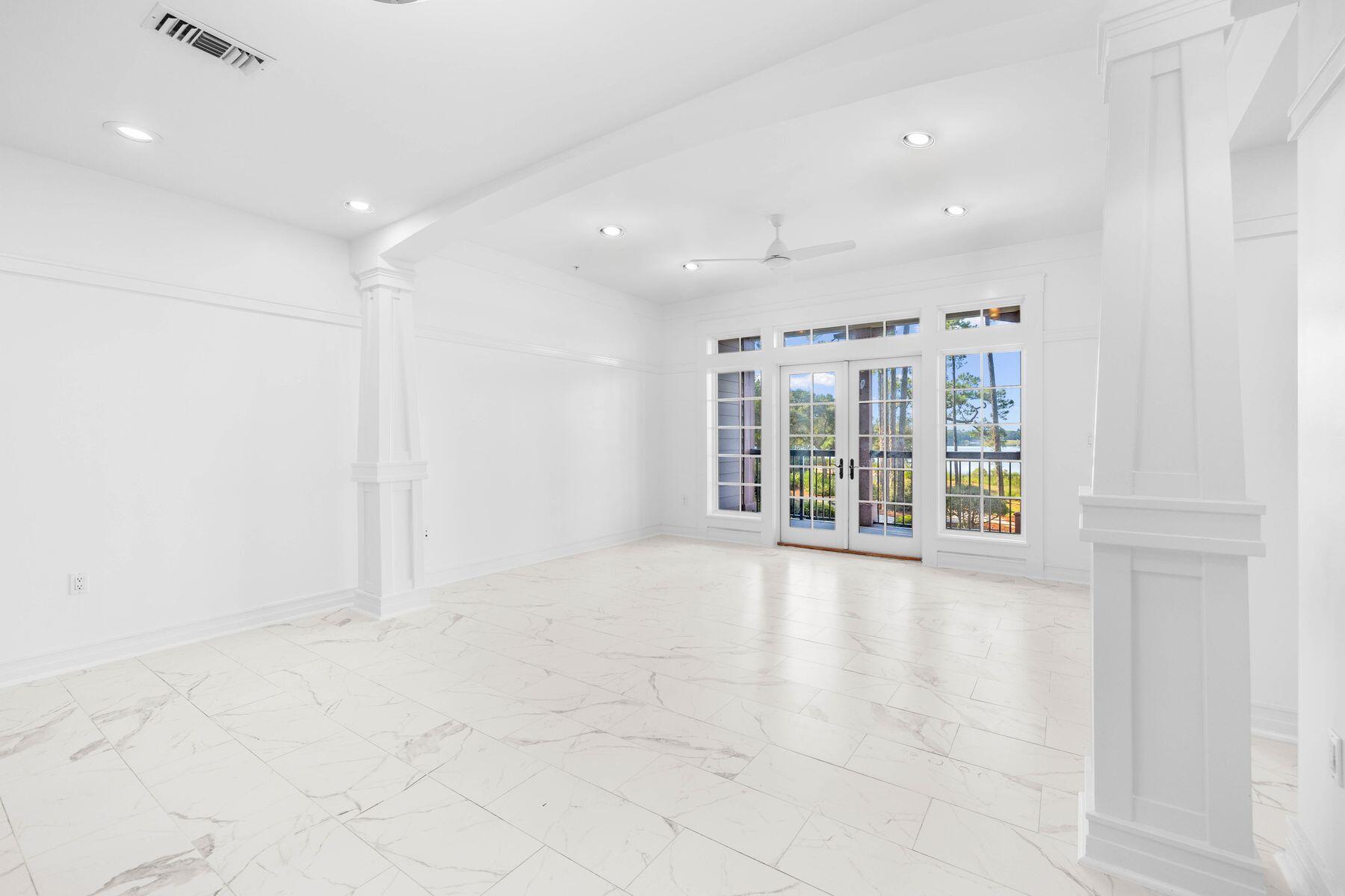 1101 Sawgrass Court 102