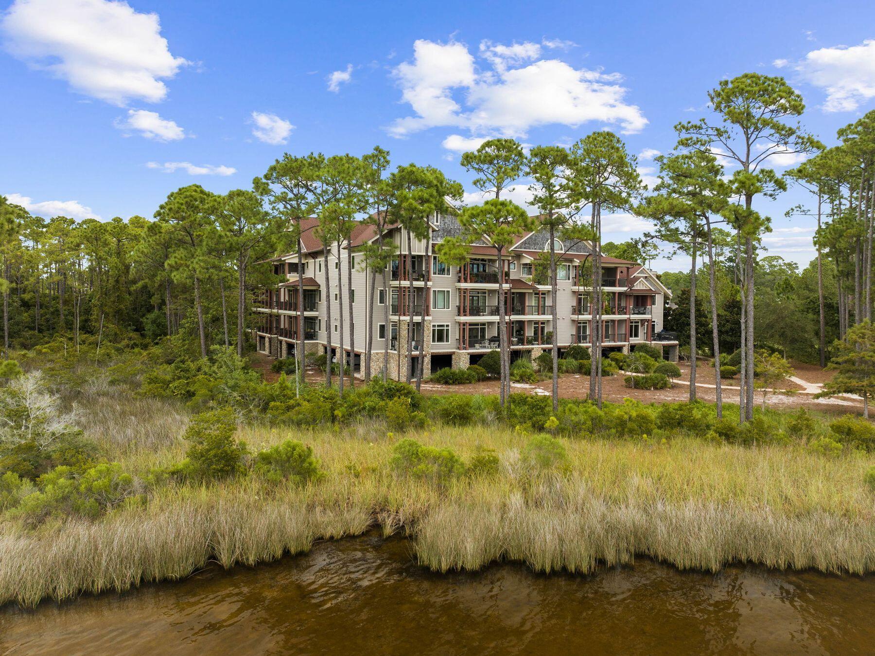 1101 Sawgrass Court 102
