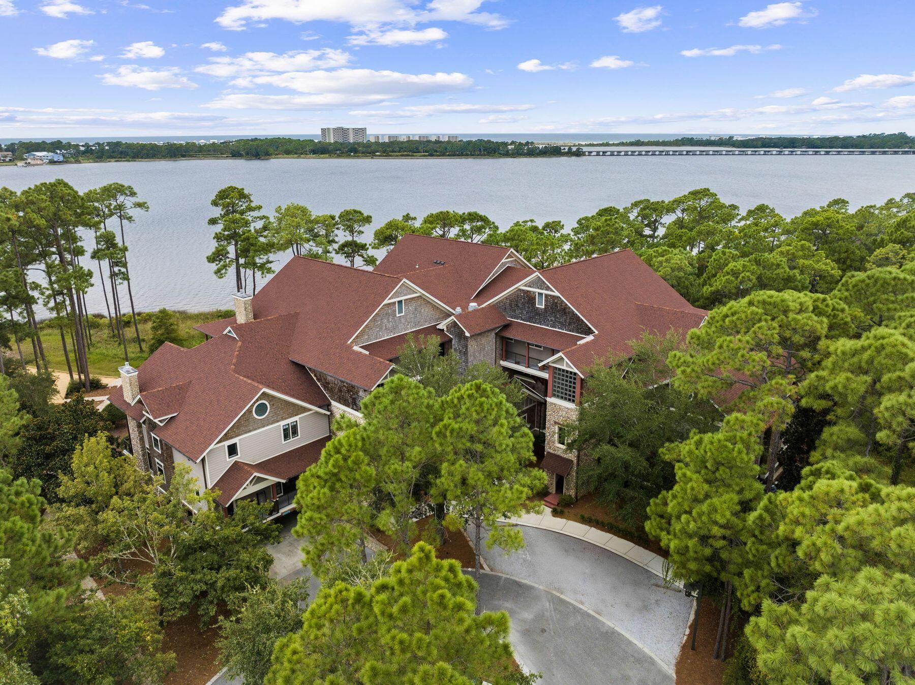1101 Sawgrass Court 102