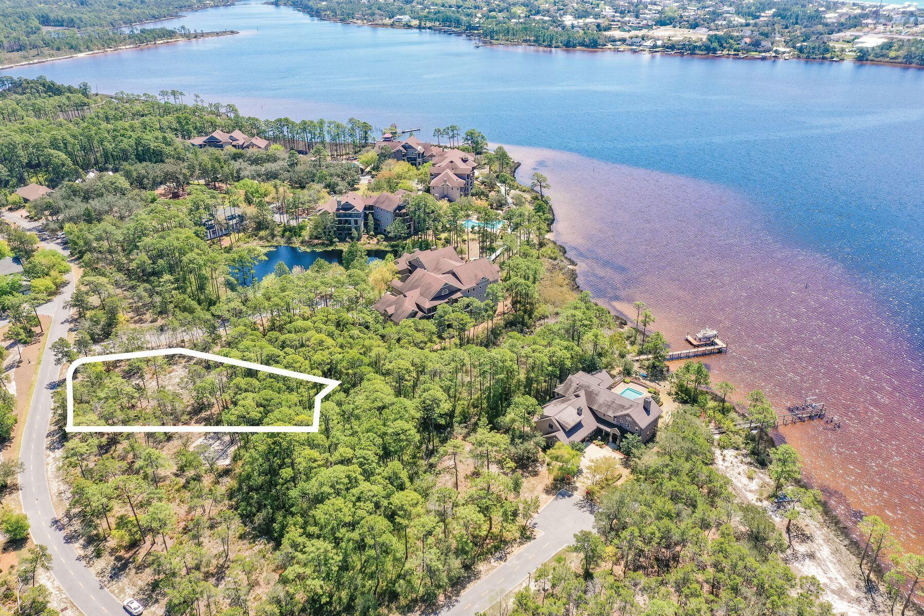 1209 W Water Oak