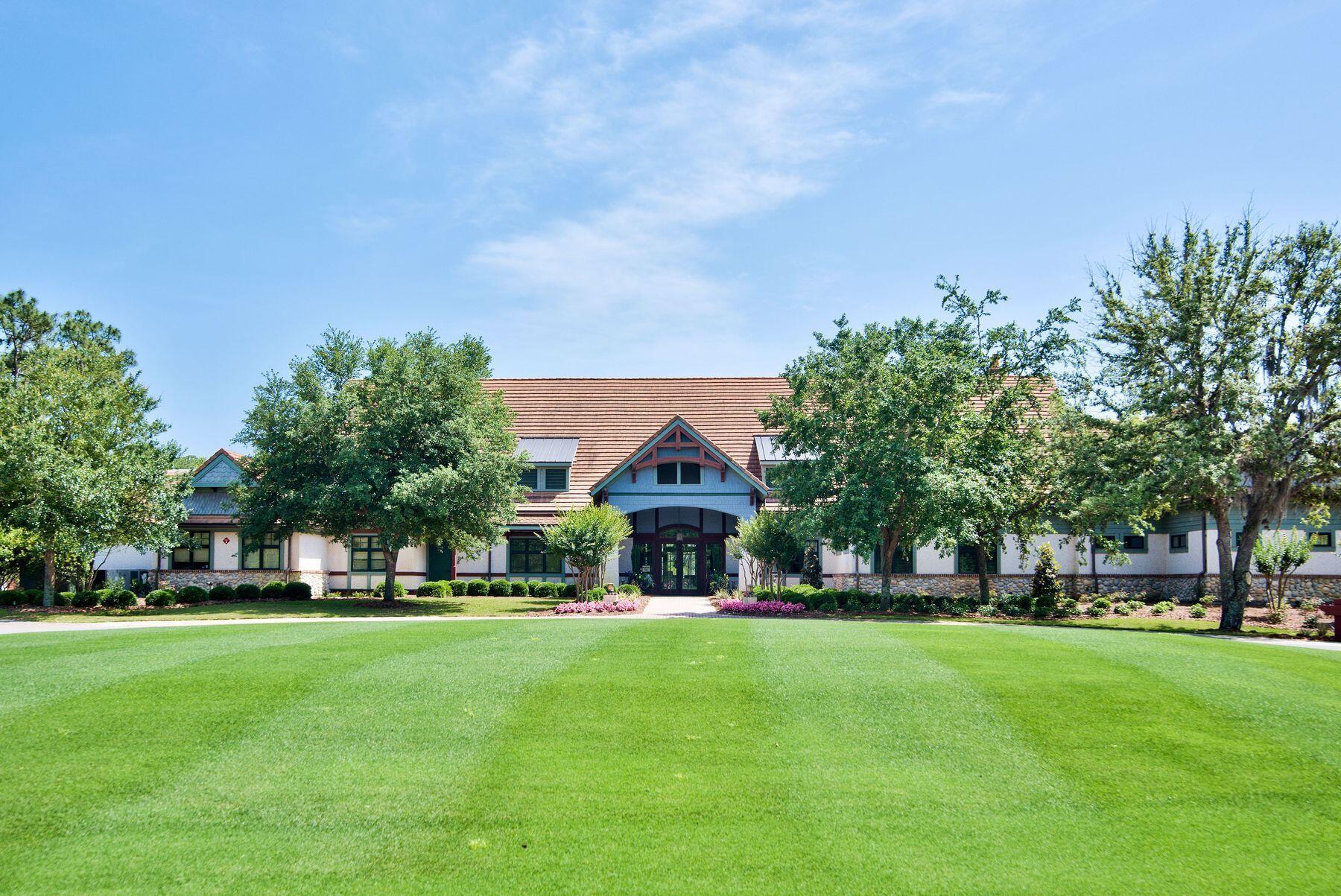 1209 W Water Oak