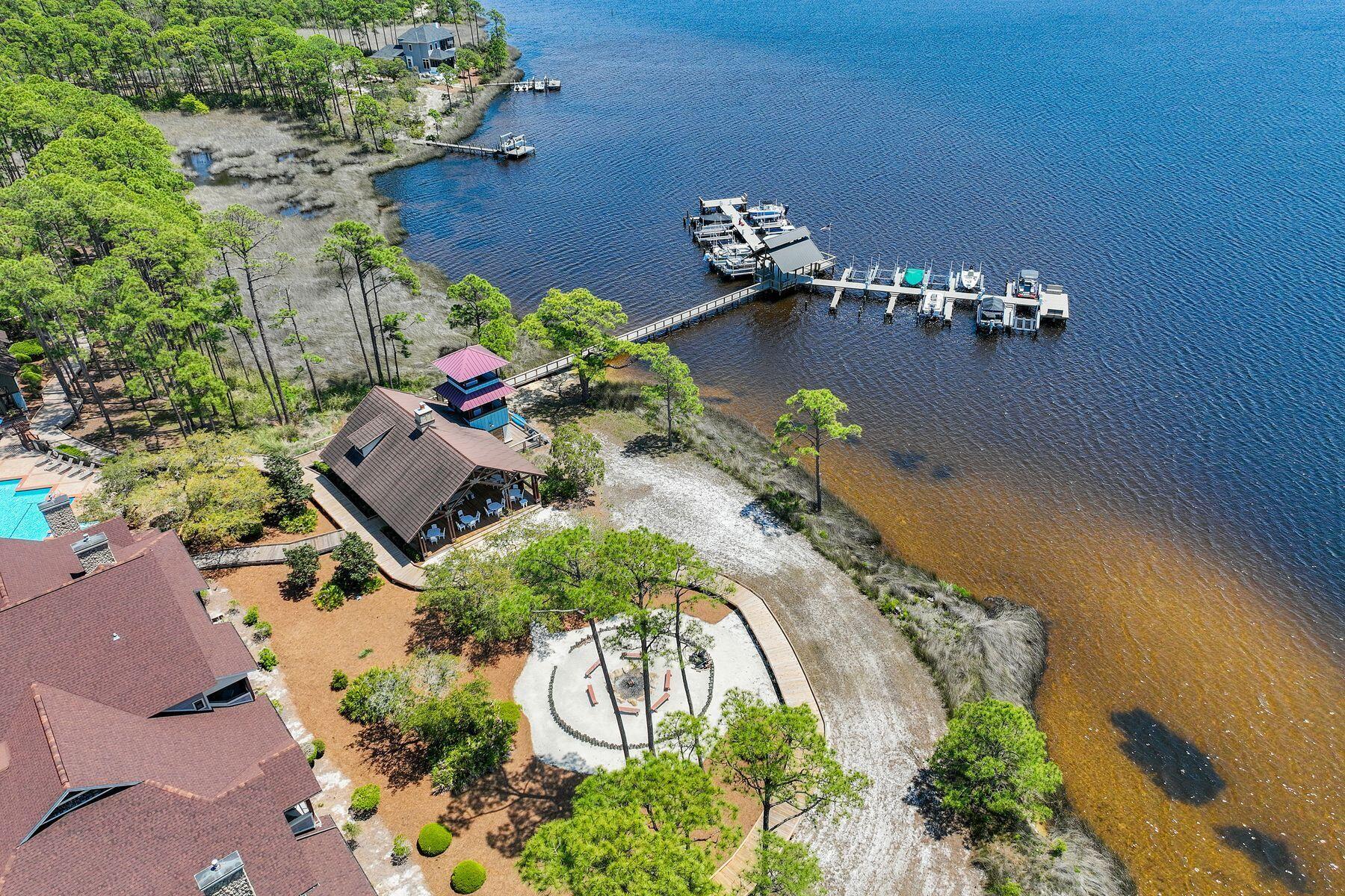 1209 W Water Oak
