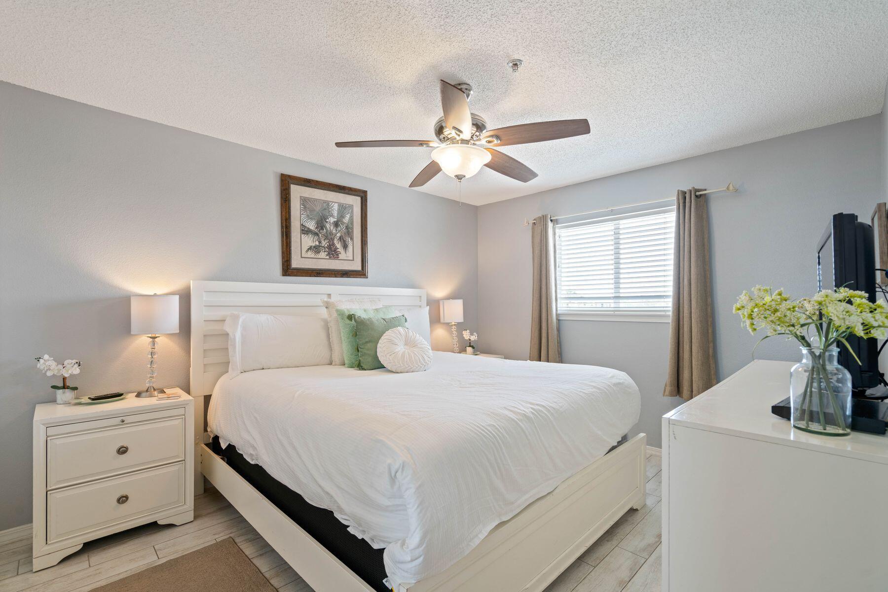 3290 Scenic Hwy 98 305B