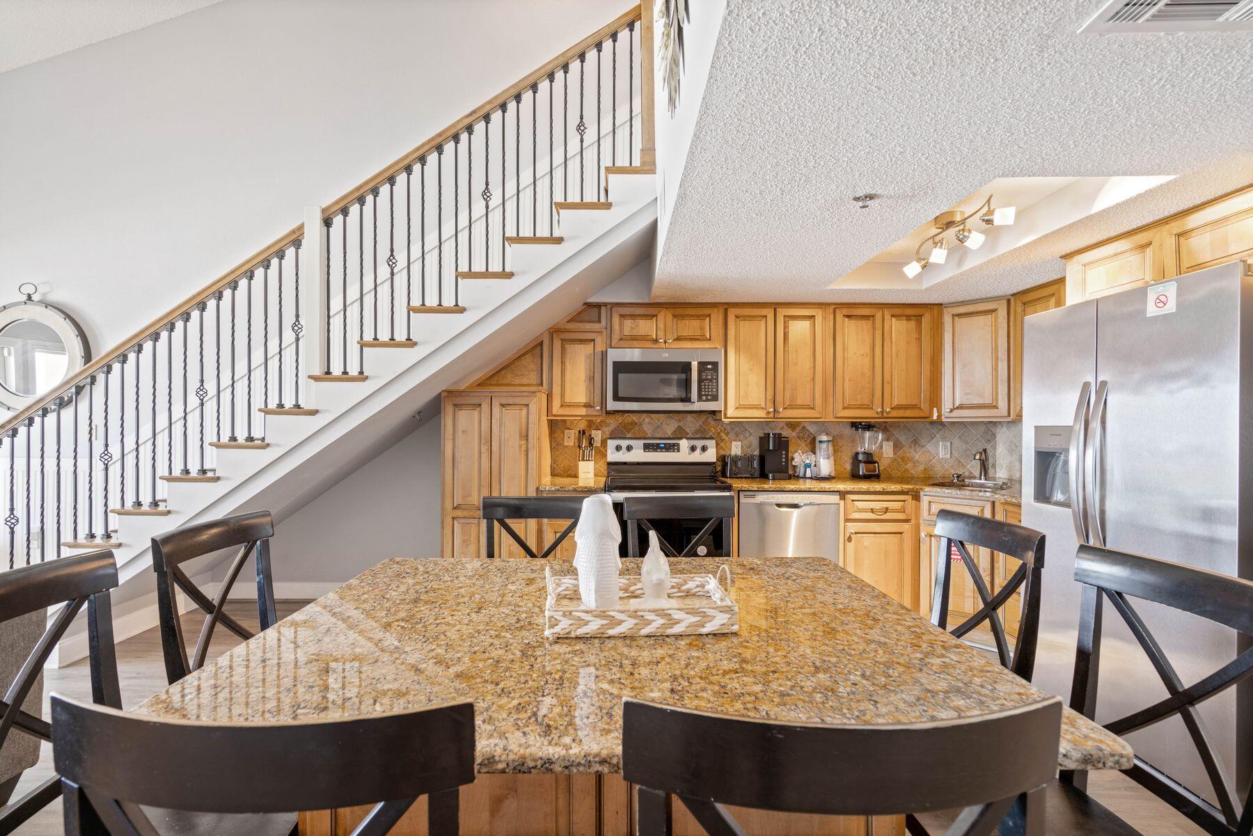 3290 Scenic Hwy 98 305B