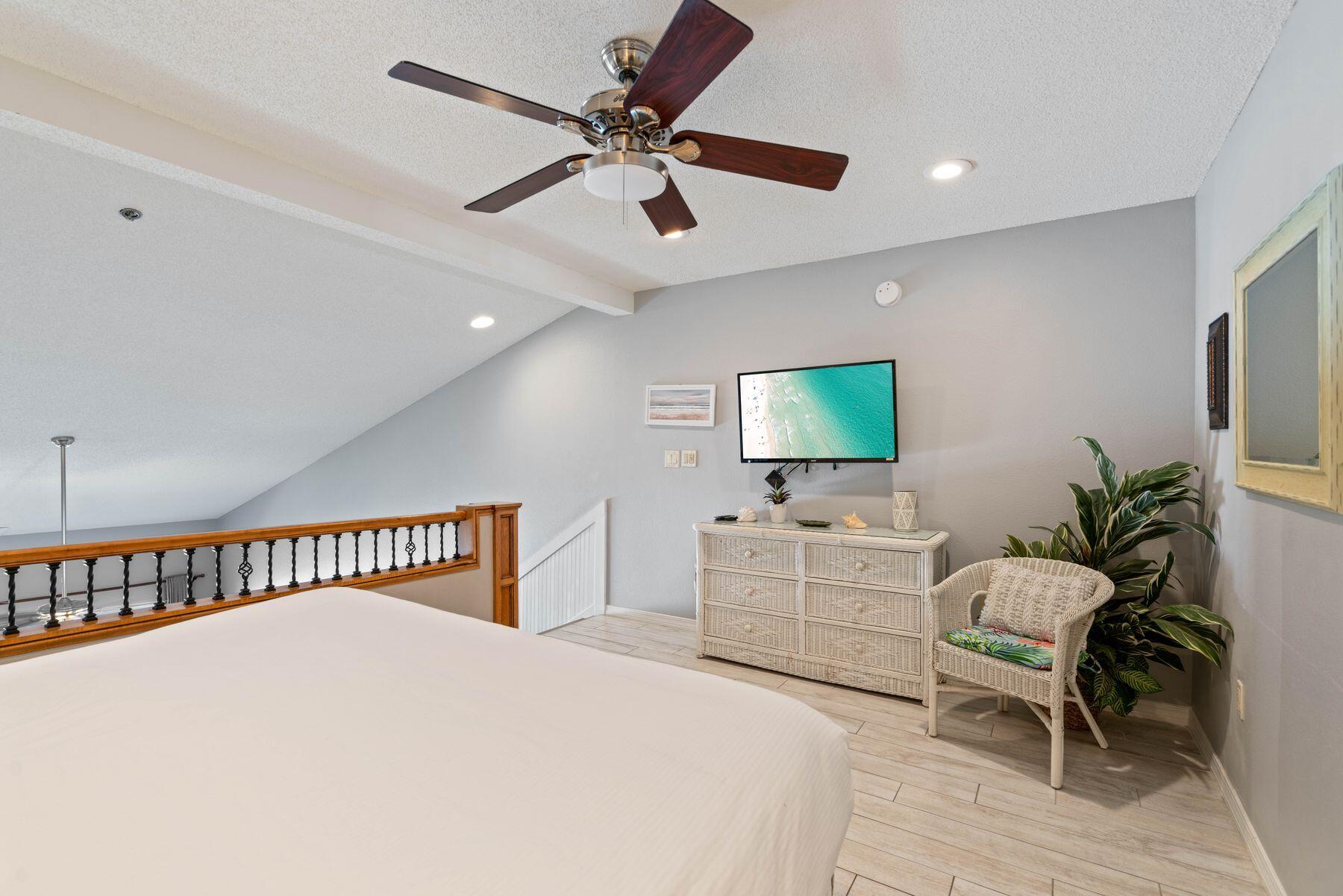 3290 Scenic Hwy 98 305B
