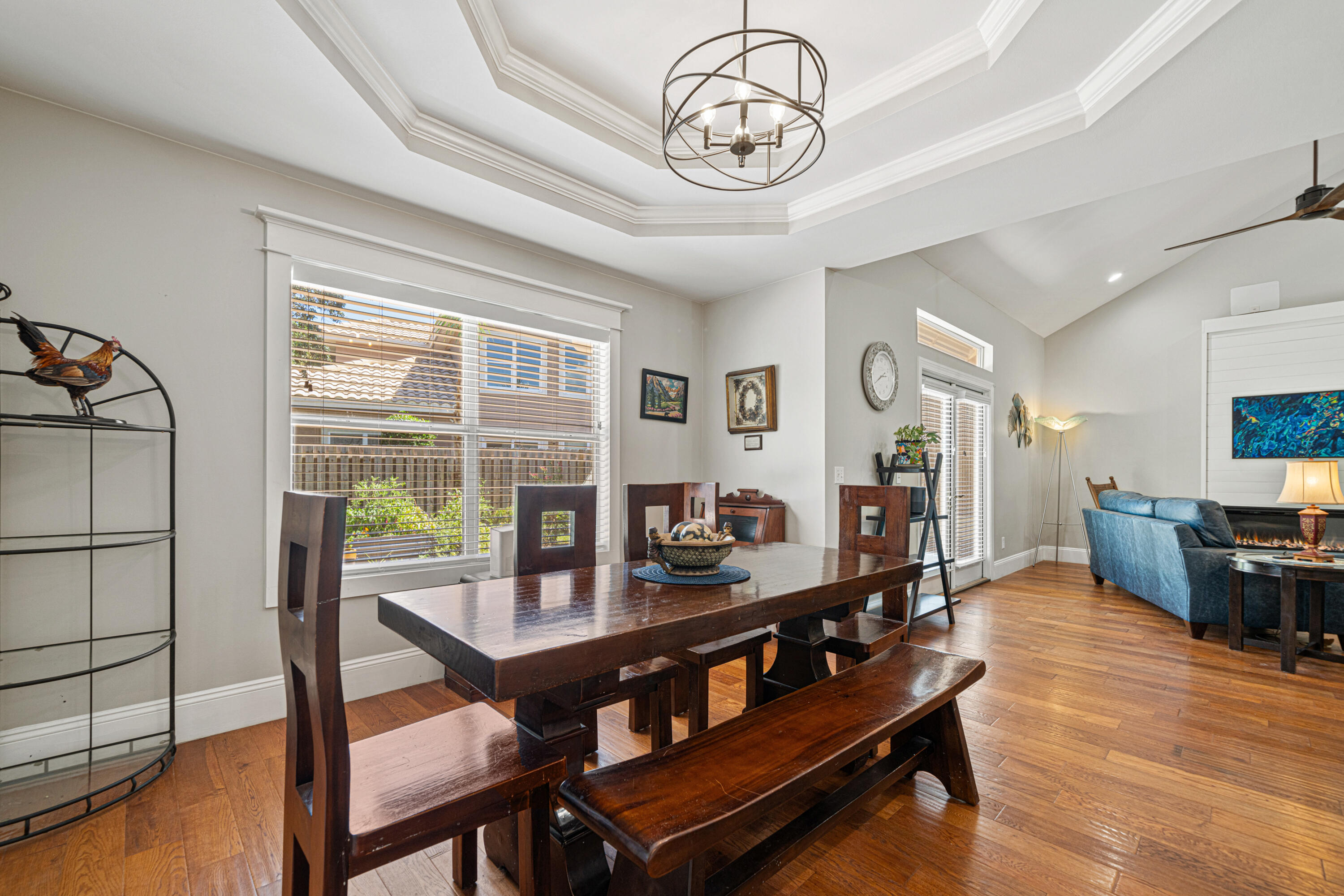 454 Avalon Boulevard