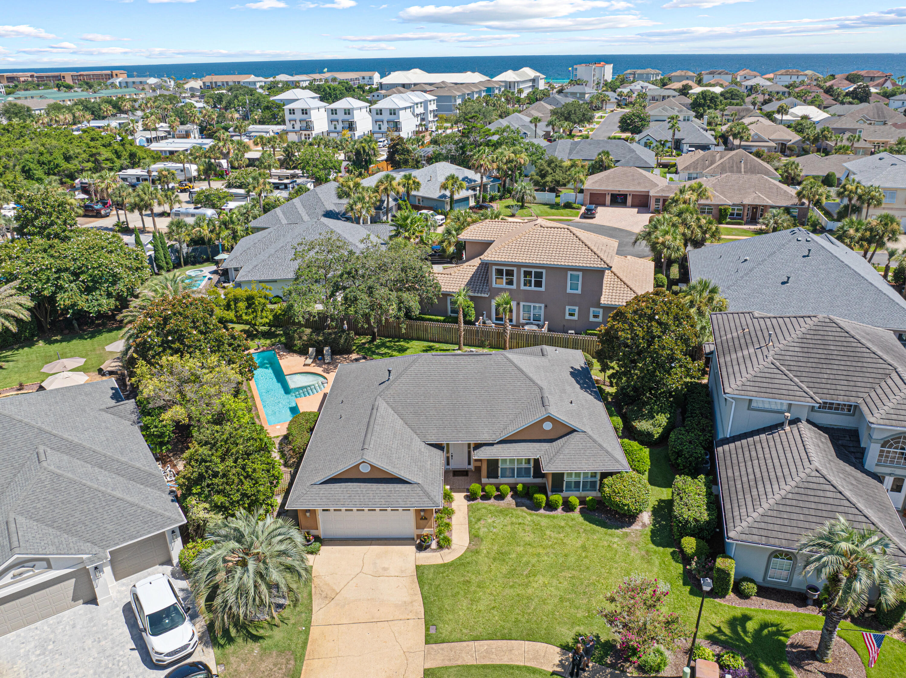 454 Avalon Boulevard