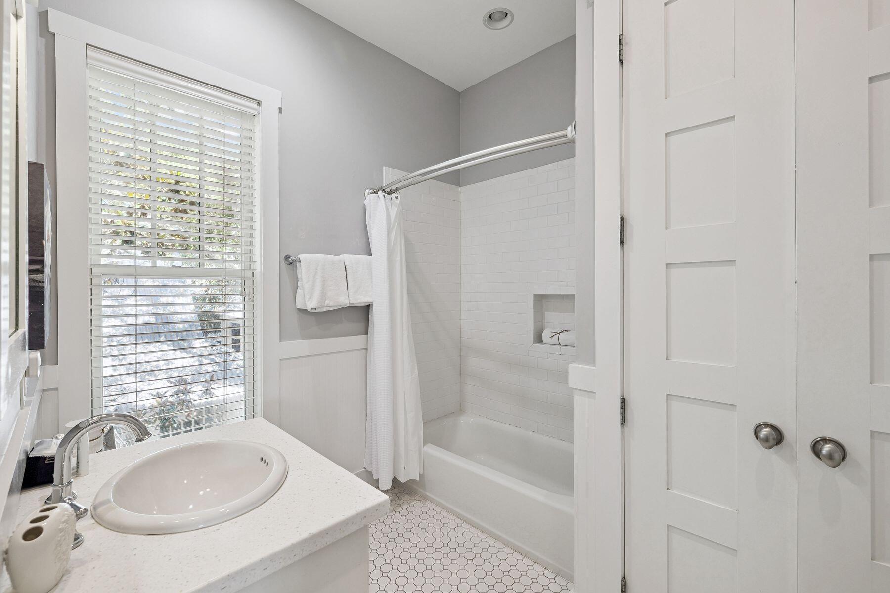 106 Spartina Circle