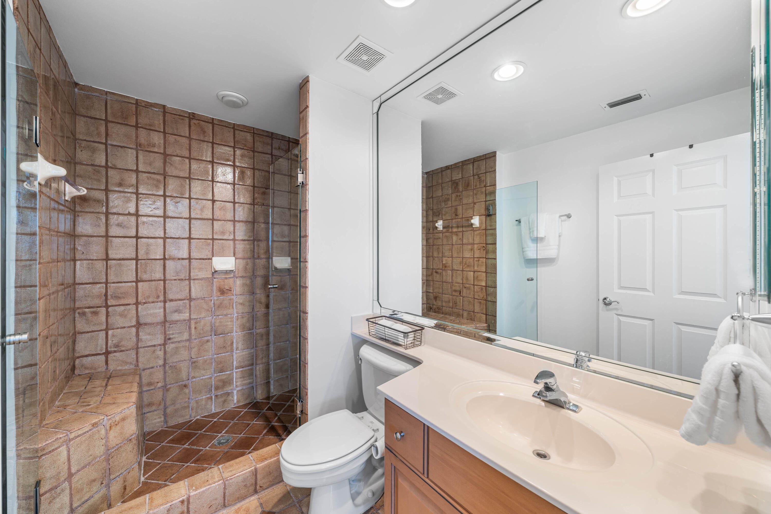 662 Harbor Boulevard UNIT 220