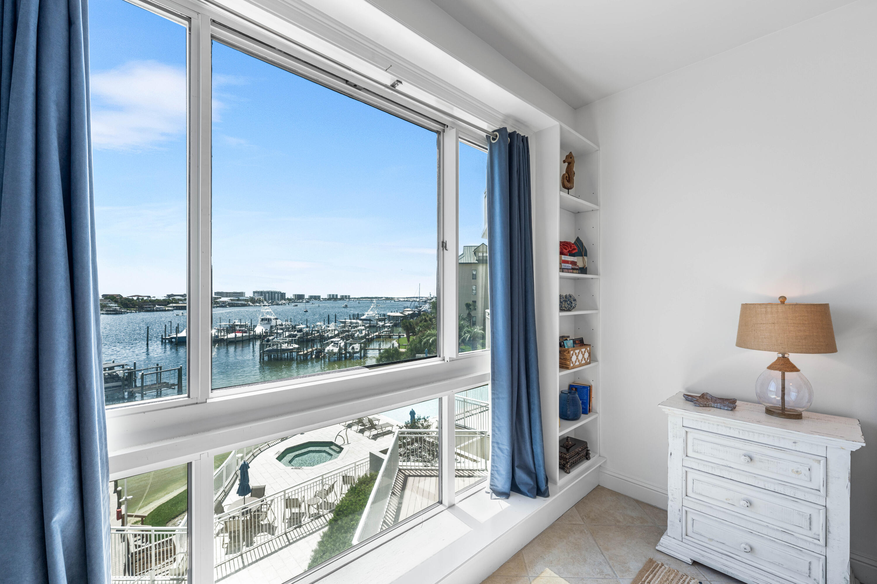 662 Harbor Boulevard UNIT 220