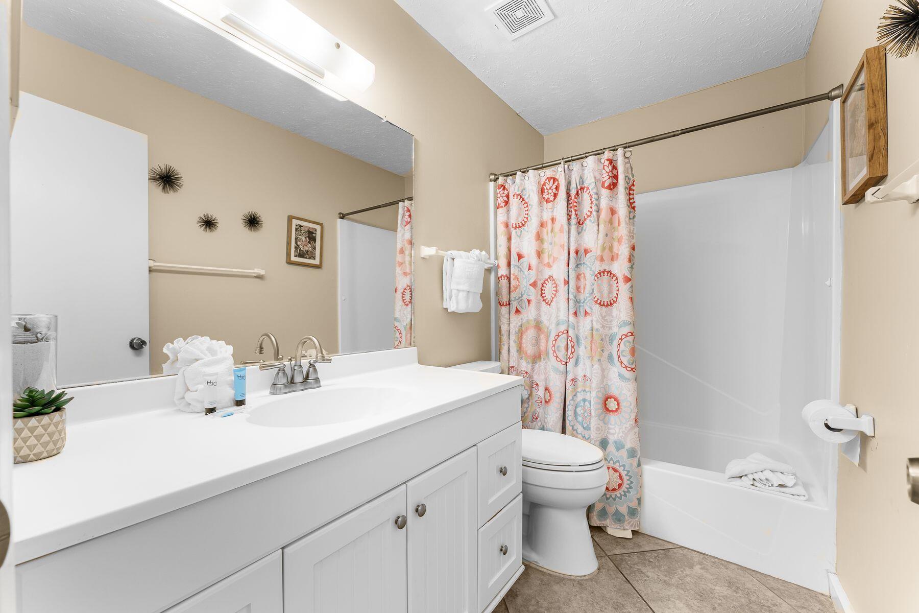 17670 Front Beach Road K5