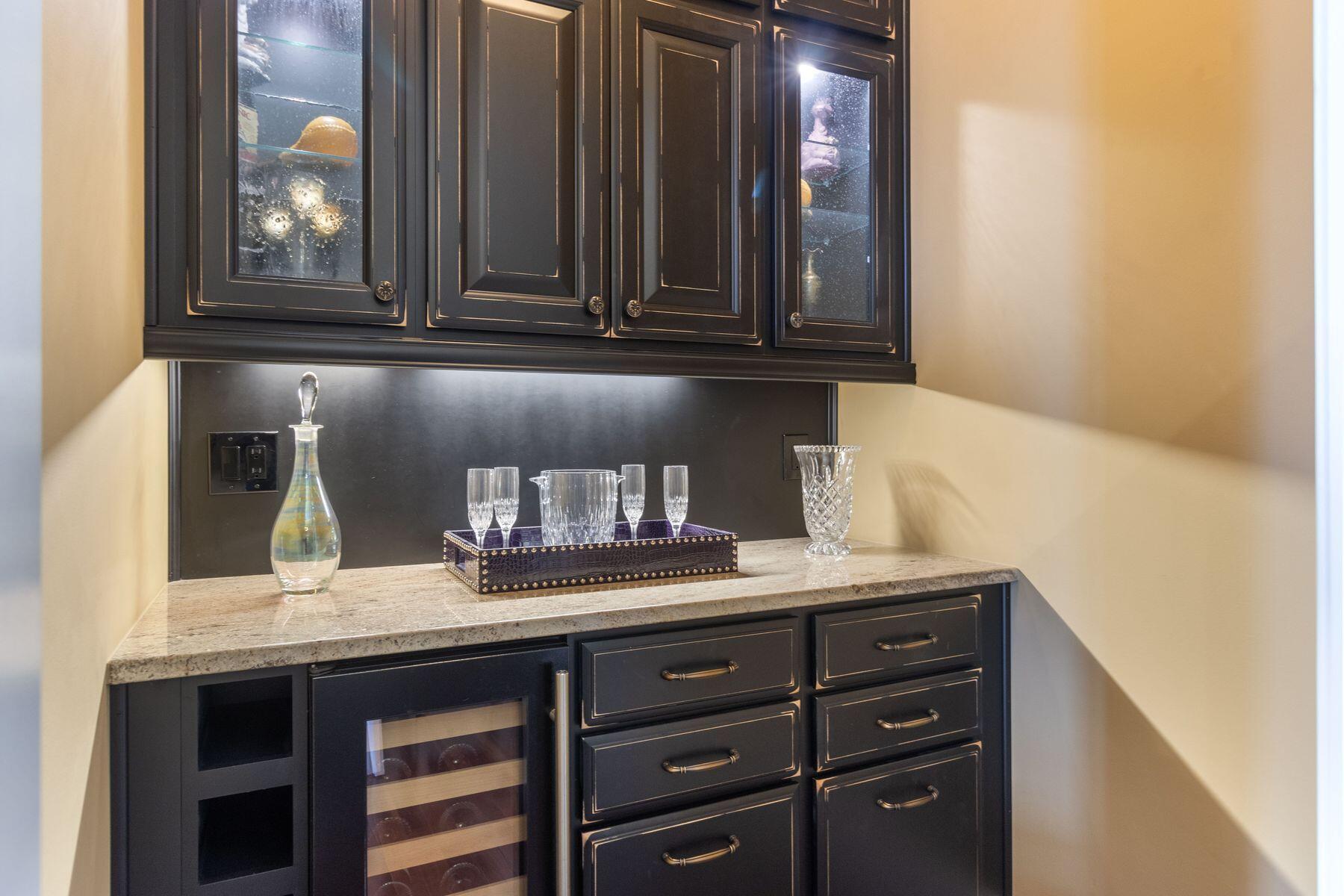 400 Kelly Plantation Drive PH4