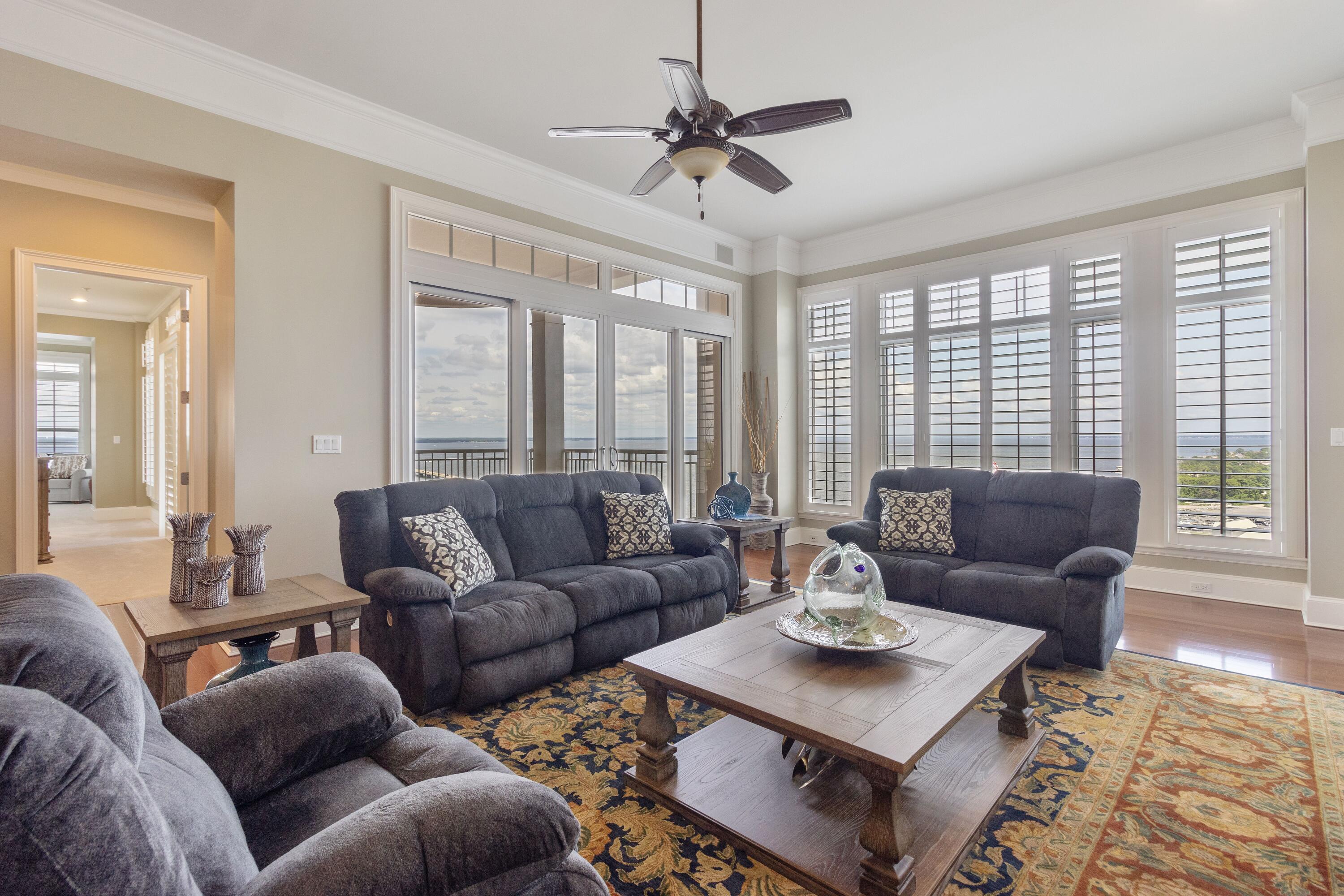 400 Kelly Plantation Drive PH4