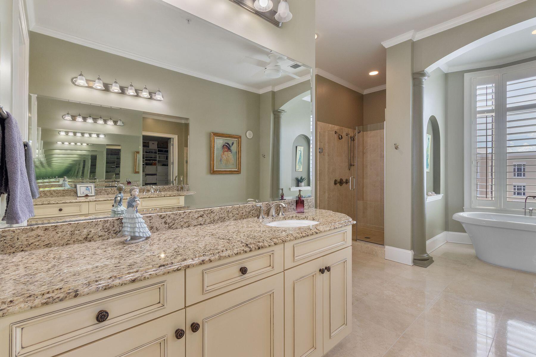 400 Kelly Plantation Drive PH4