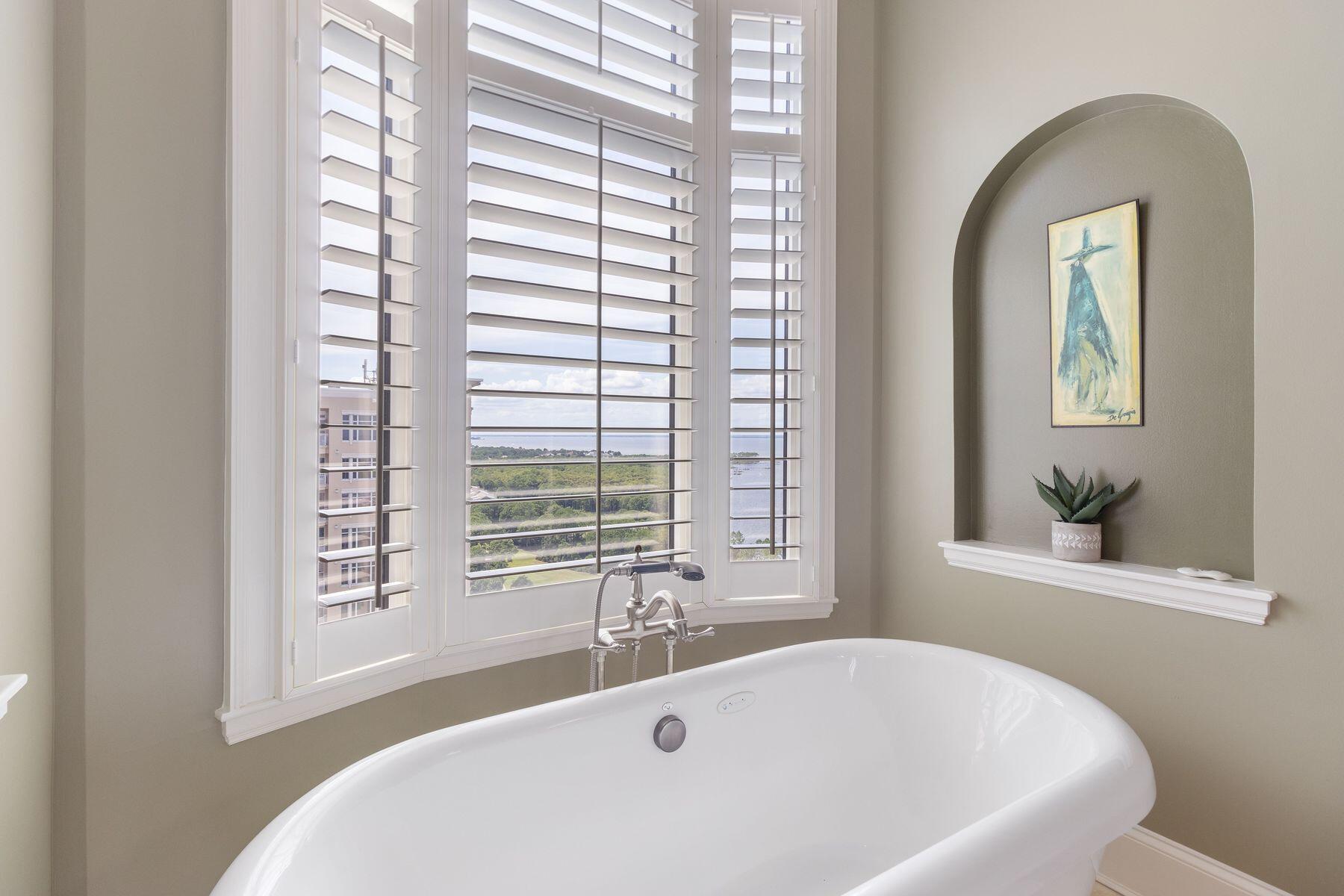 400 Kelly Plantation Drive PH4