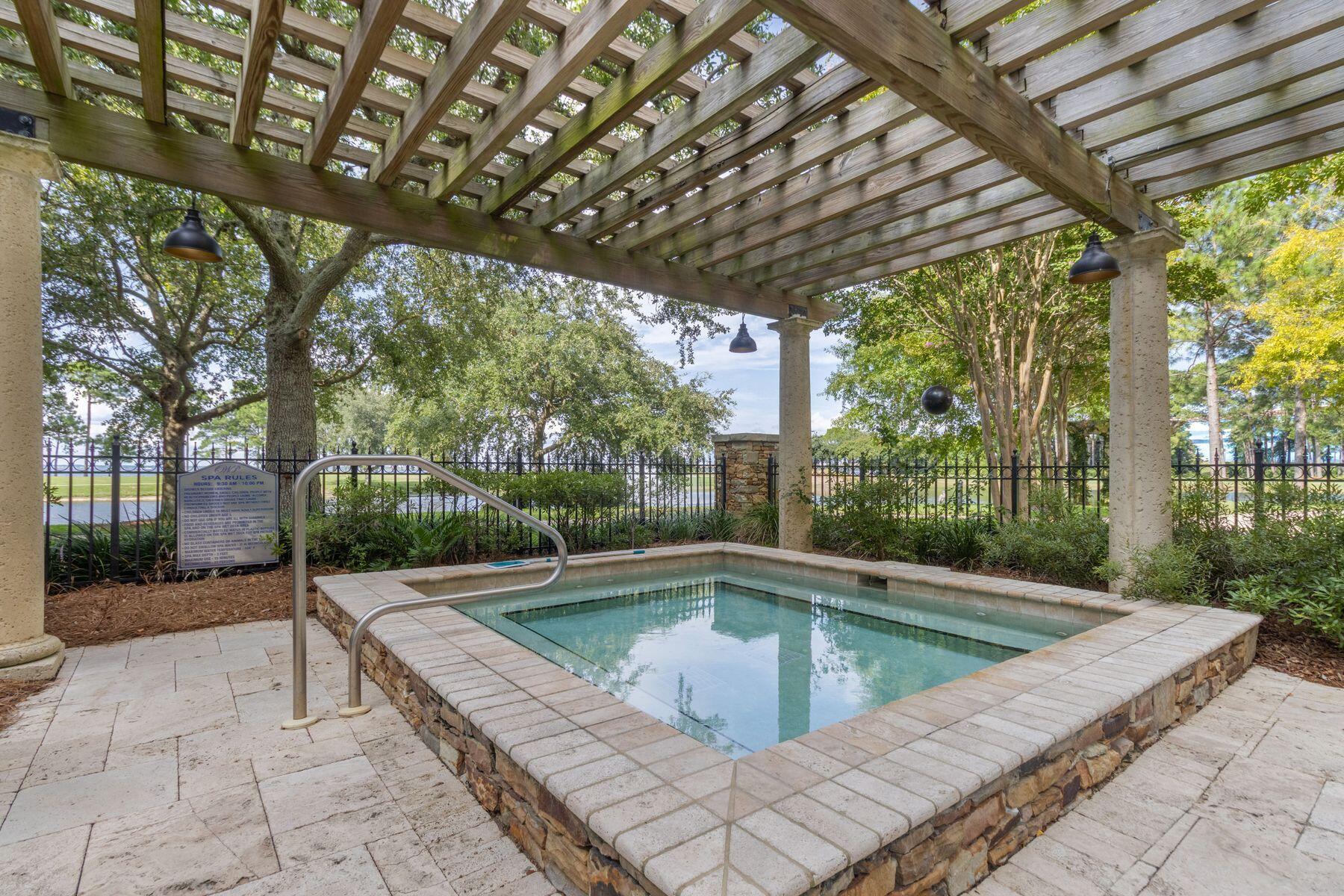 400 Kelly Plantation Drive PH4