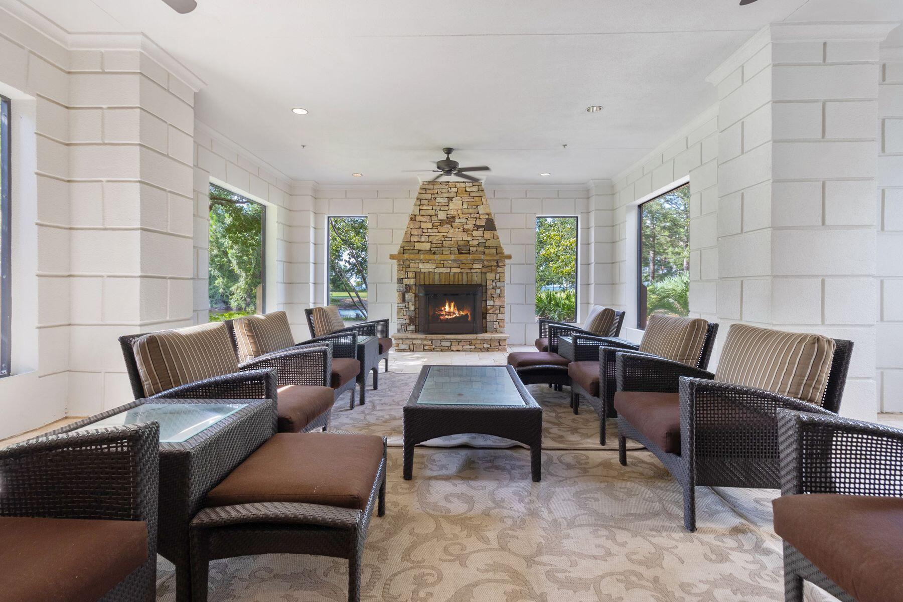 400 Kelly Plantation Drive PH4