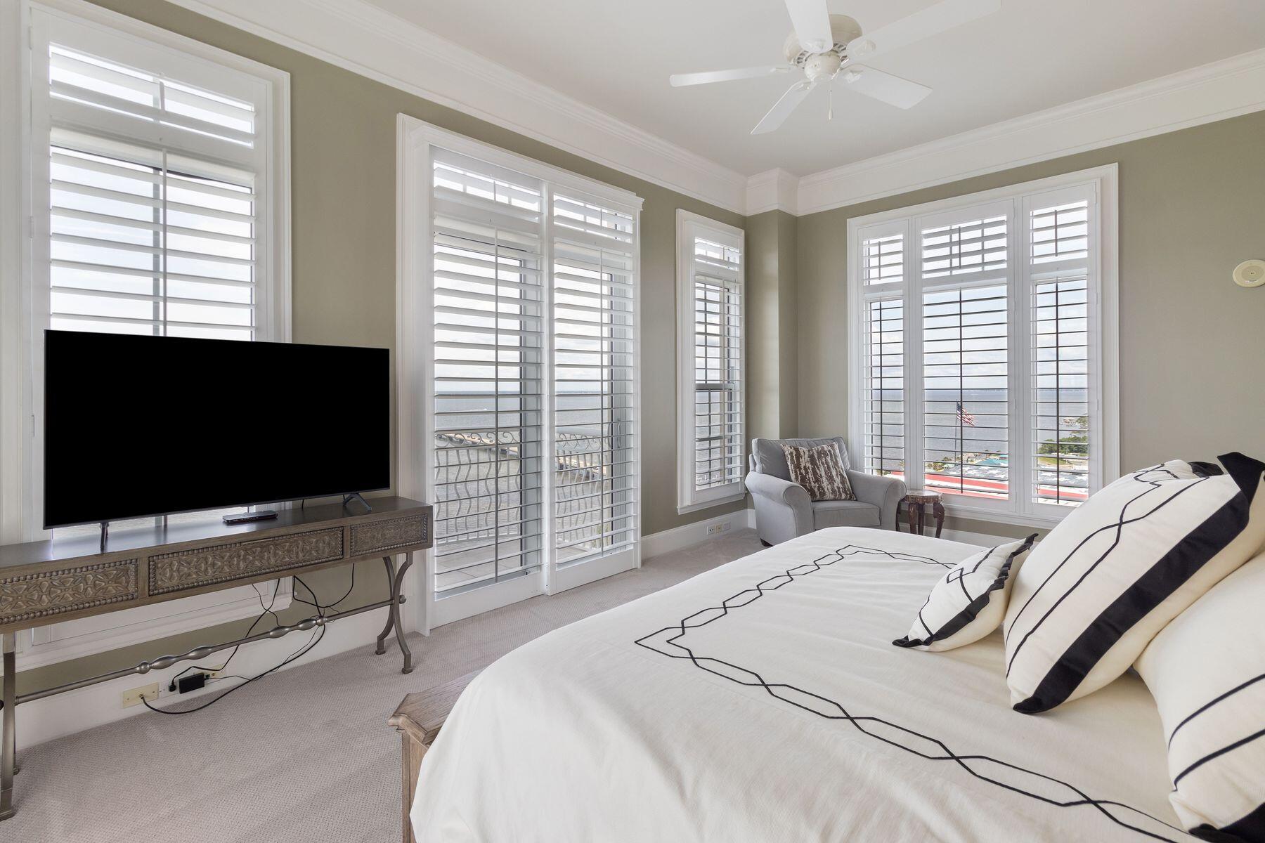 400 Kelly Plantation Drive PH4