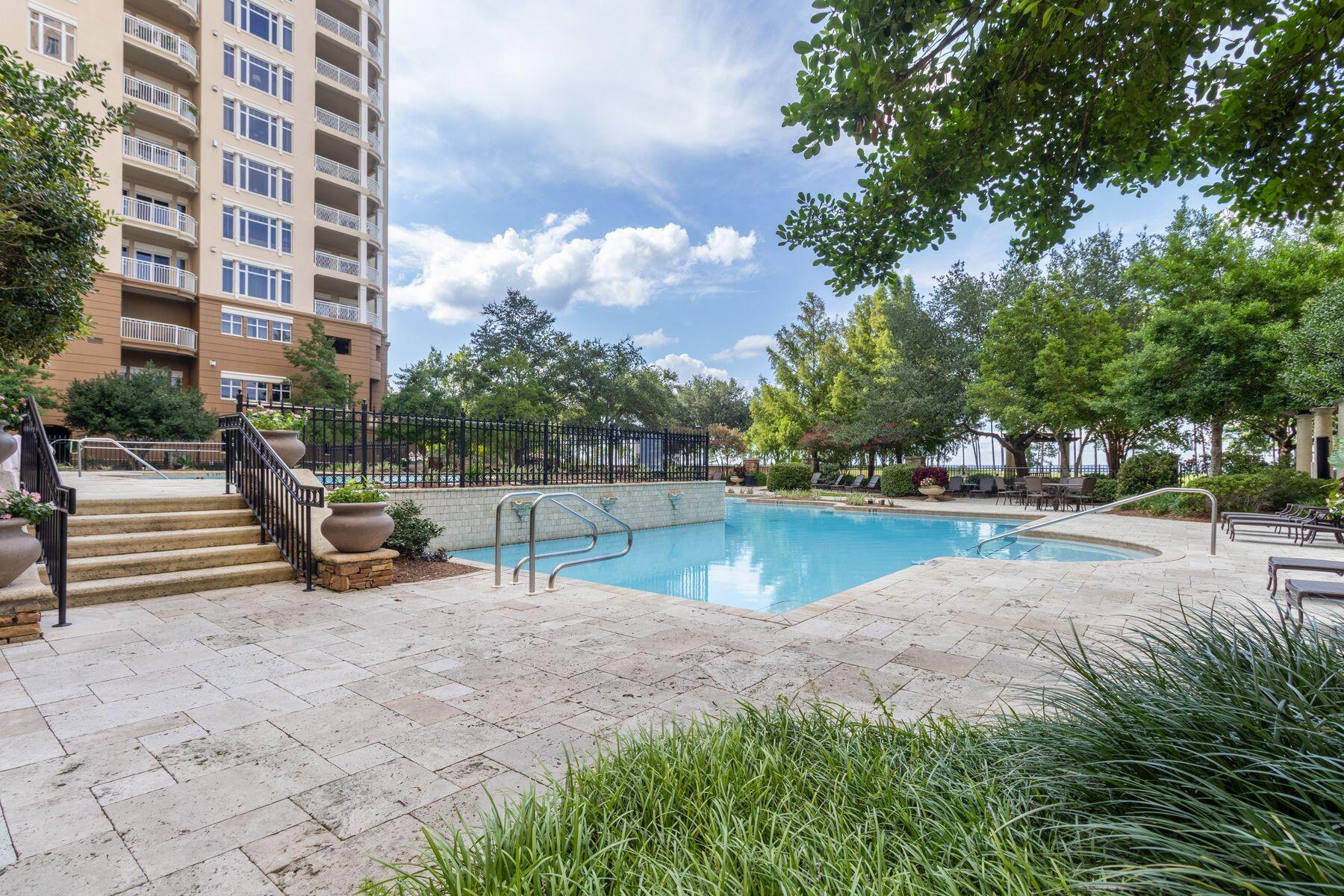 400 Kelly Plantation Drive PH4