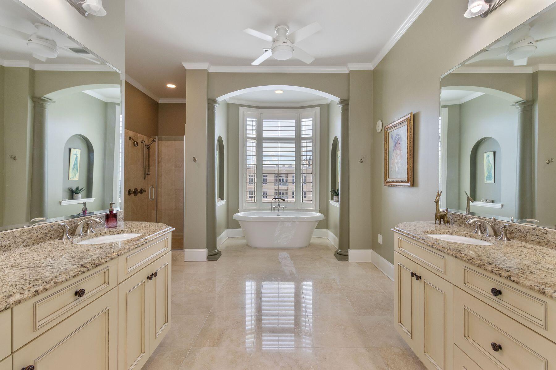 400 Kelly Plantation Drive PH4