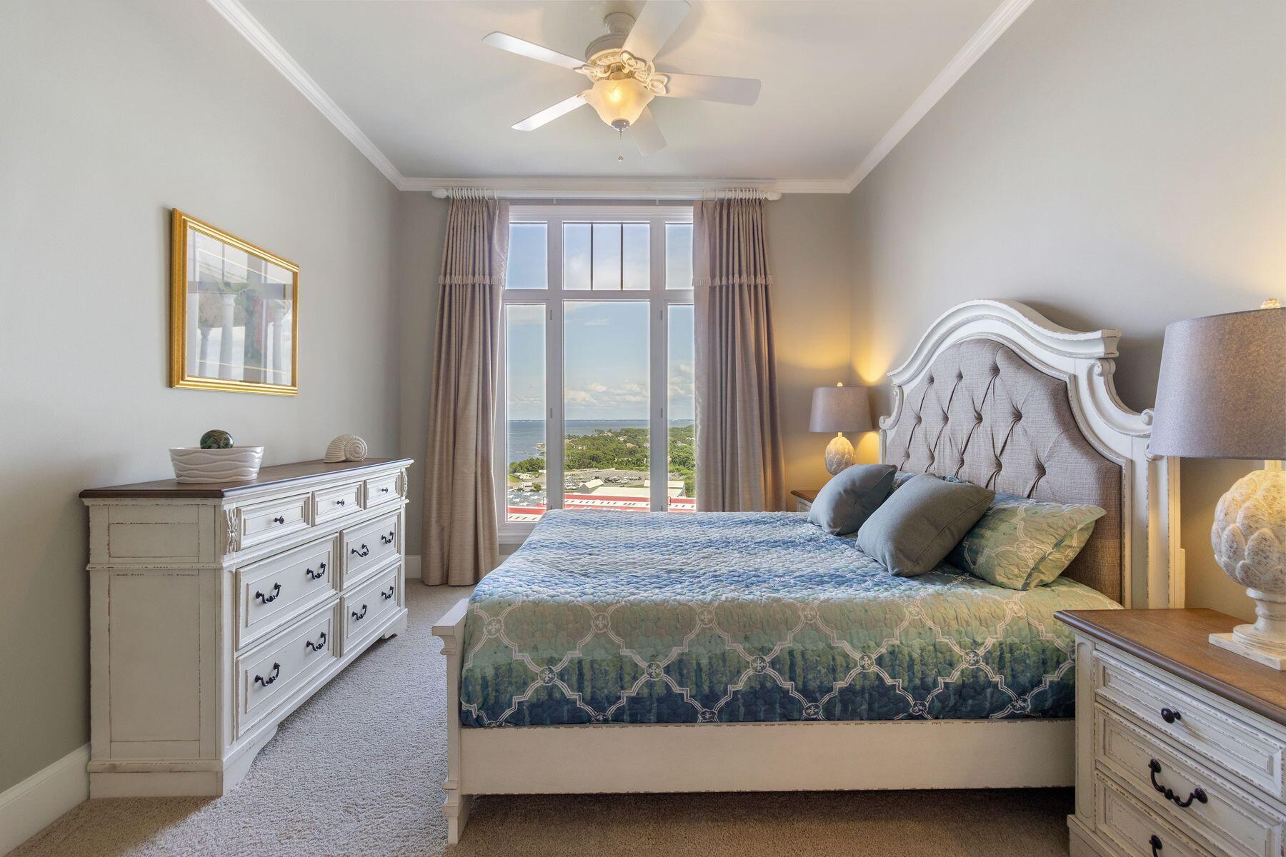 400 Kelly Plantation Drive PH4