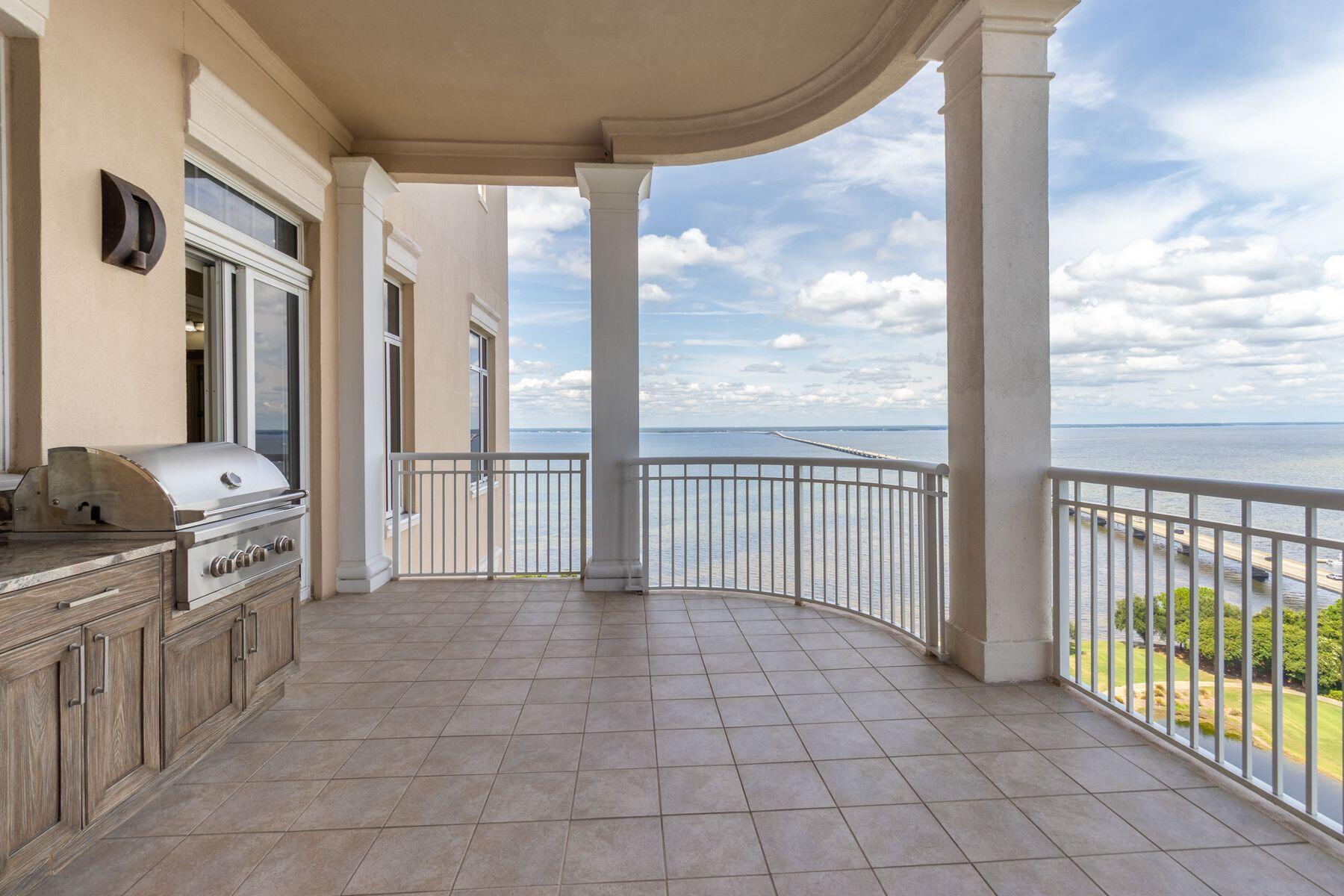 400 Kelly Plantation Drive PH4