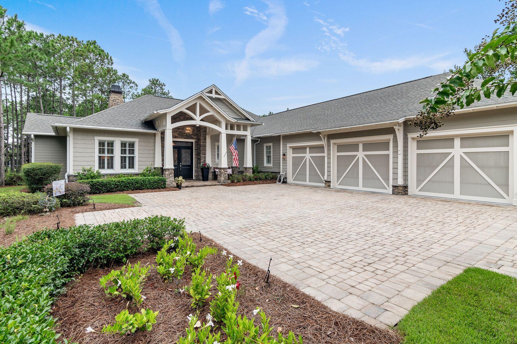 22207 Fox Glenn Trace