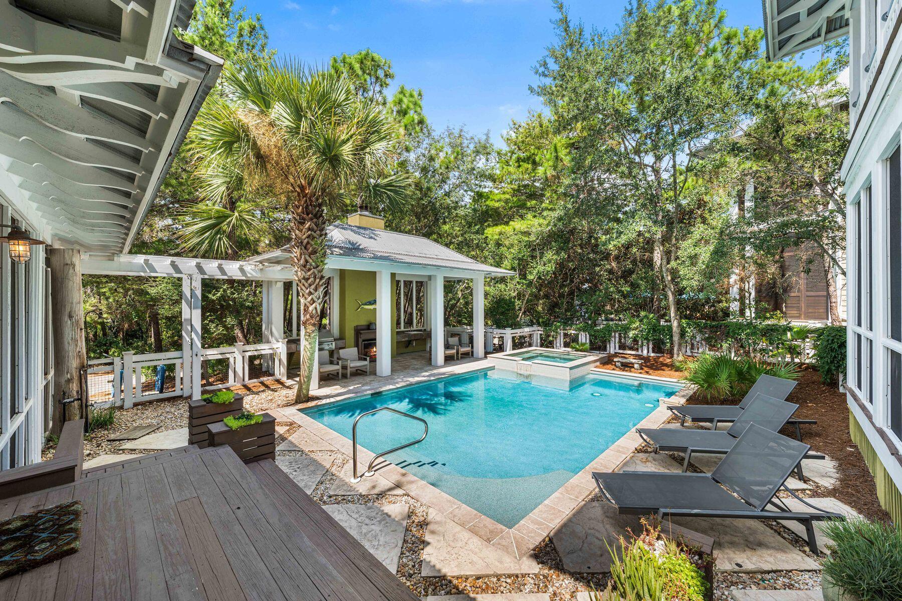 97 Running Oak Circle