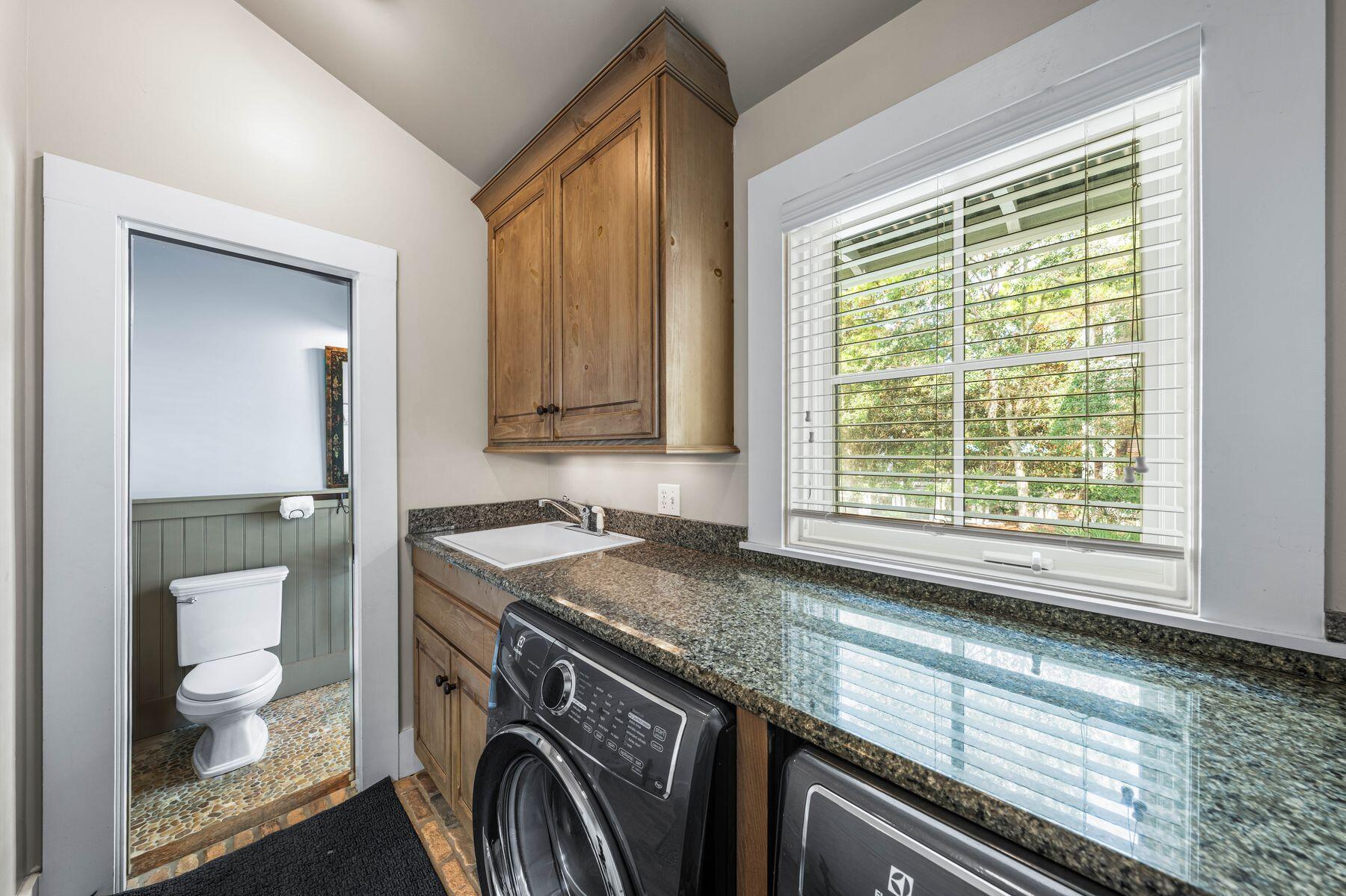 97 Running Oak Circle
