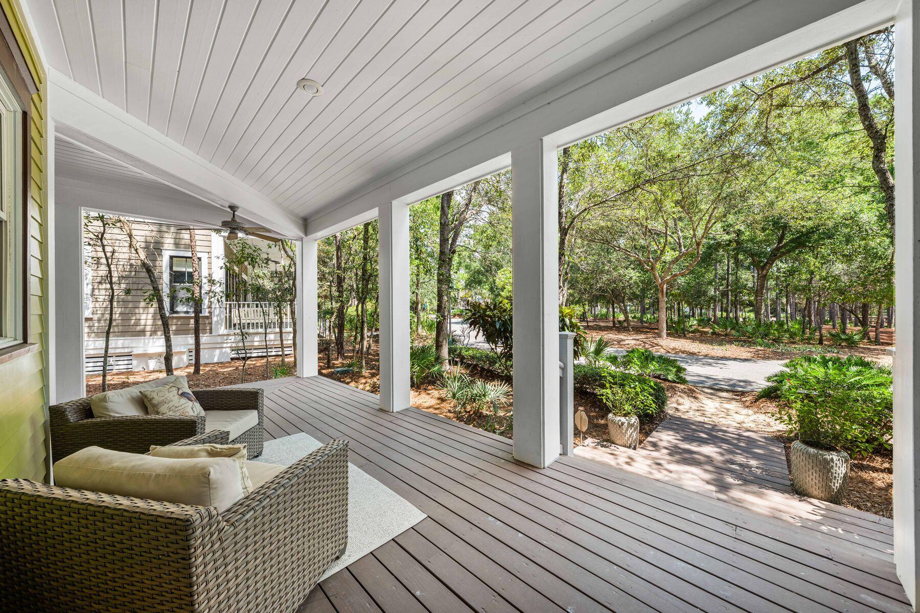 97 Running Oak Circle